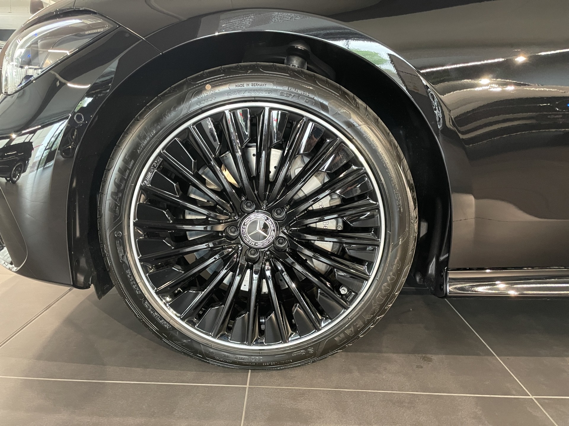 MERCEDES-BENZ CLE 200 Cabrio 4Matic 9G-Tronic-image-6
