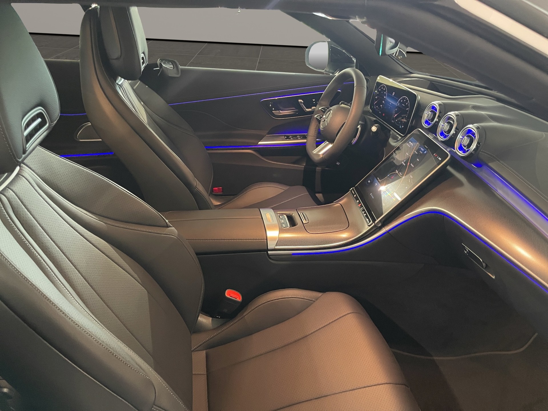 MERCEDES-BENZ CLE 200 Cabrio 4Matic 9G-Tronic-image-10