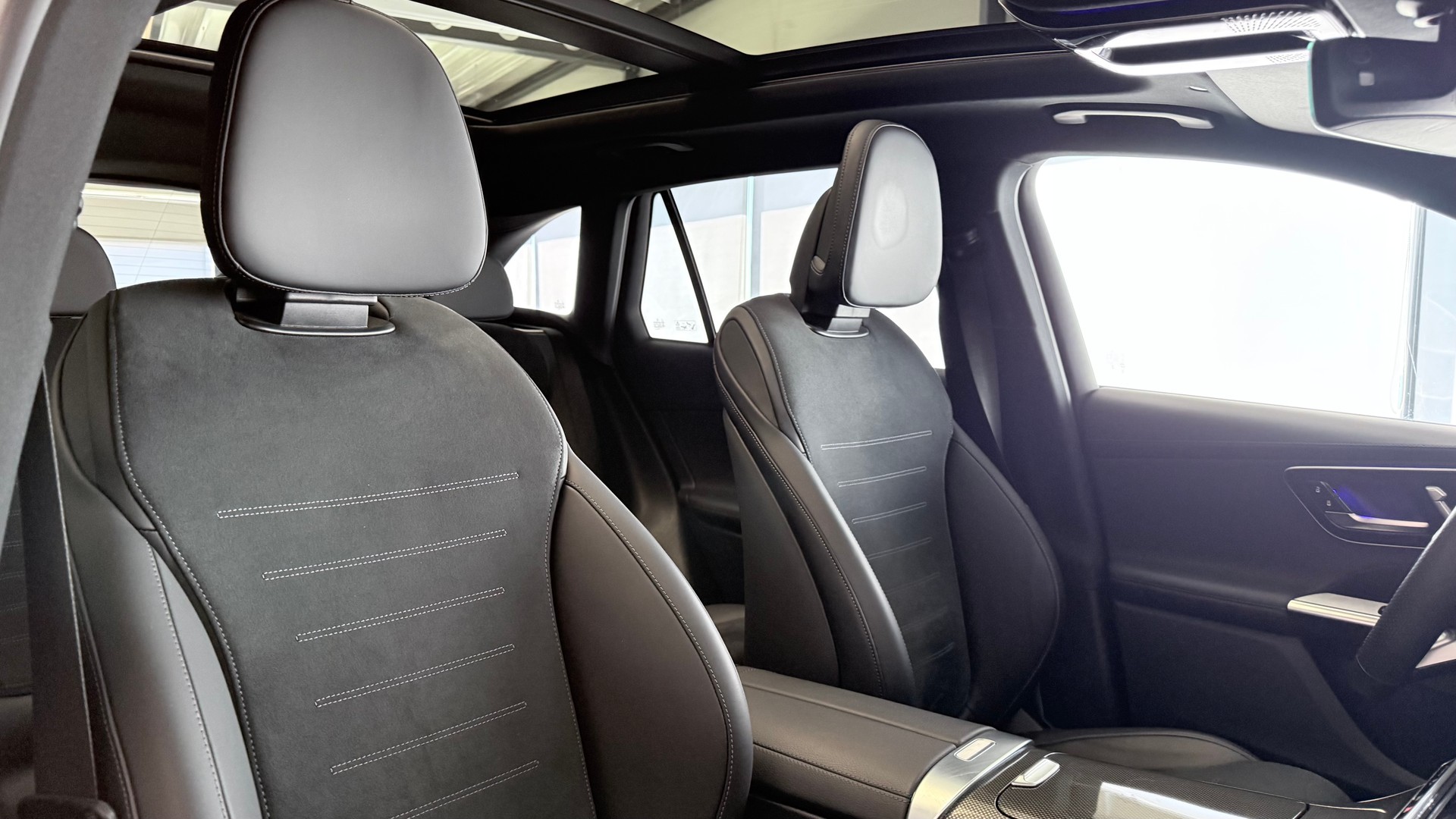 MERCEDES-BENZ GLC 220 d AMG Line 4matic-showroom-element-1