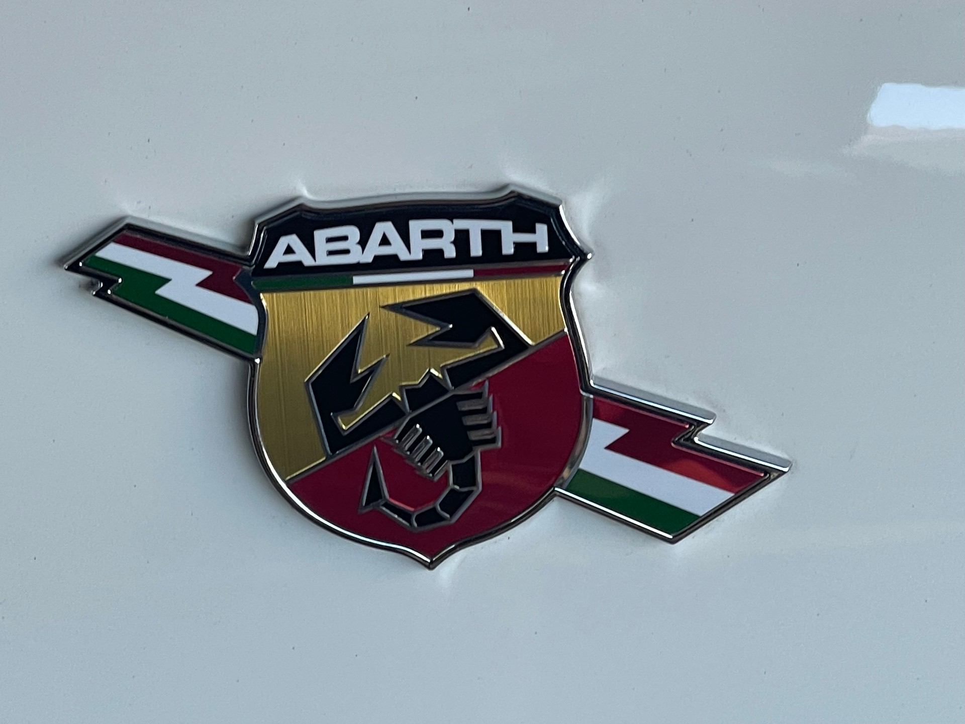 FIAT 595 1.4 16V Turbo Abarth 595-image-15