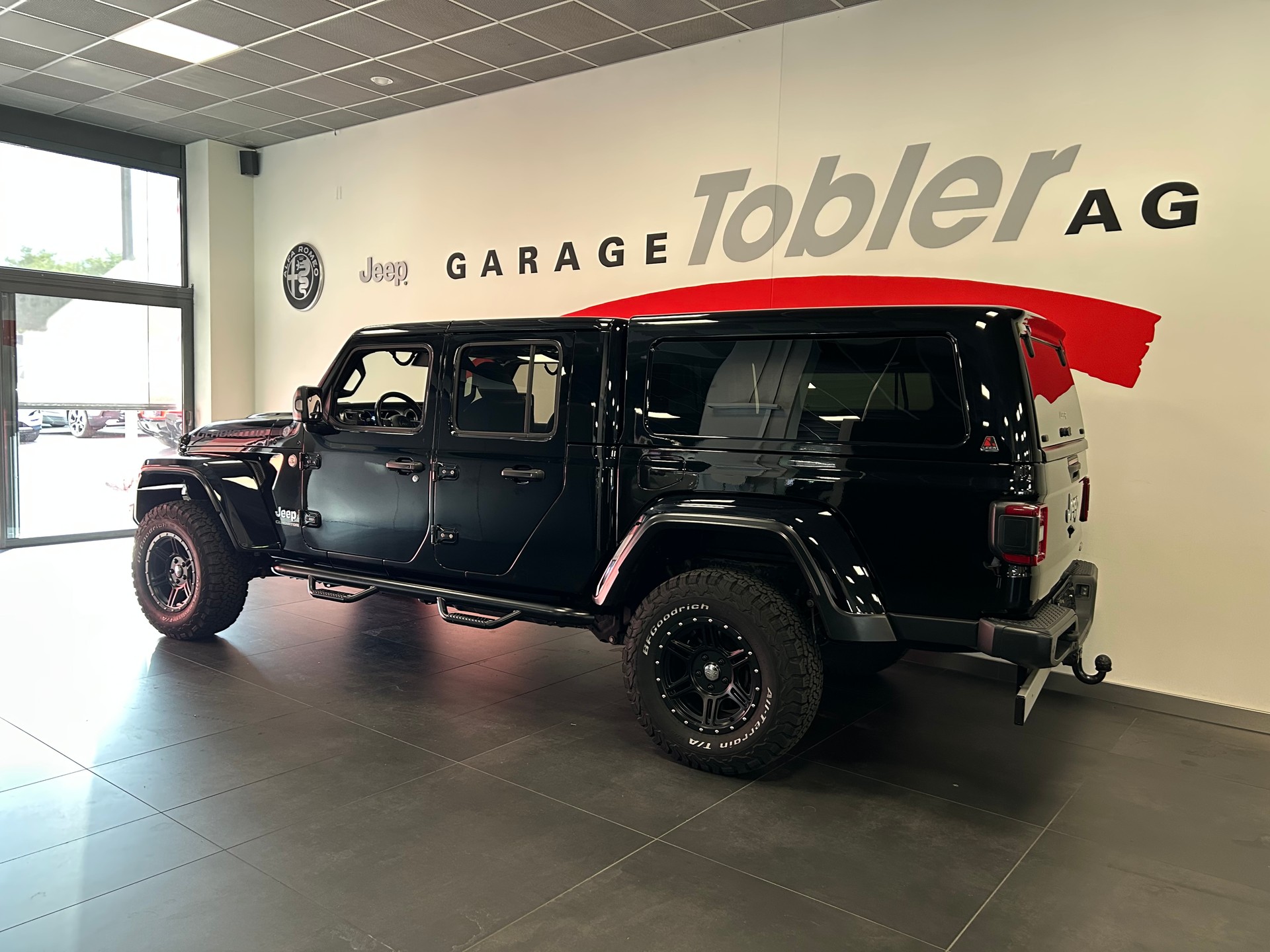 JEEP Gladiator 3.0 V6 Overland-image-13