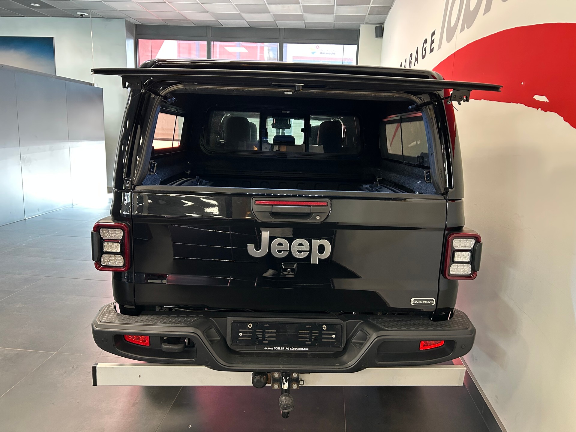 JEEP Gladiator 3.0 V6 Overland-image-18