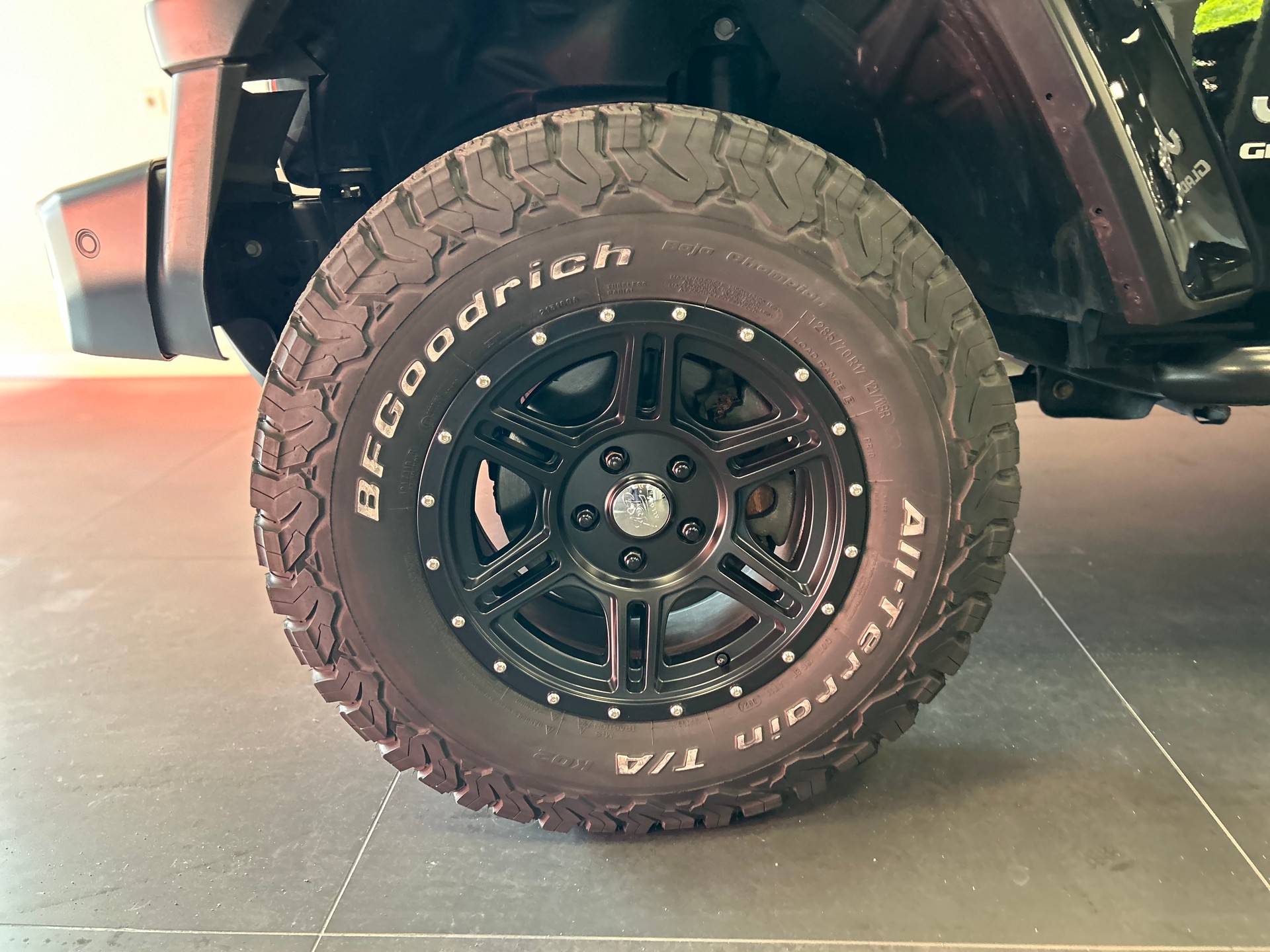 JEEP Gladiator 3.0 V6 Overland-image-20
