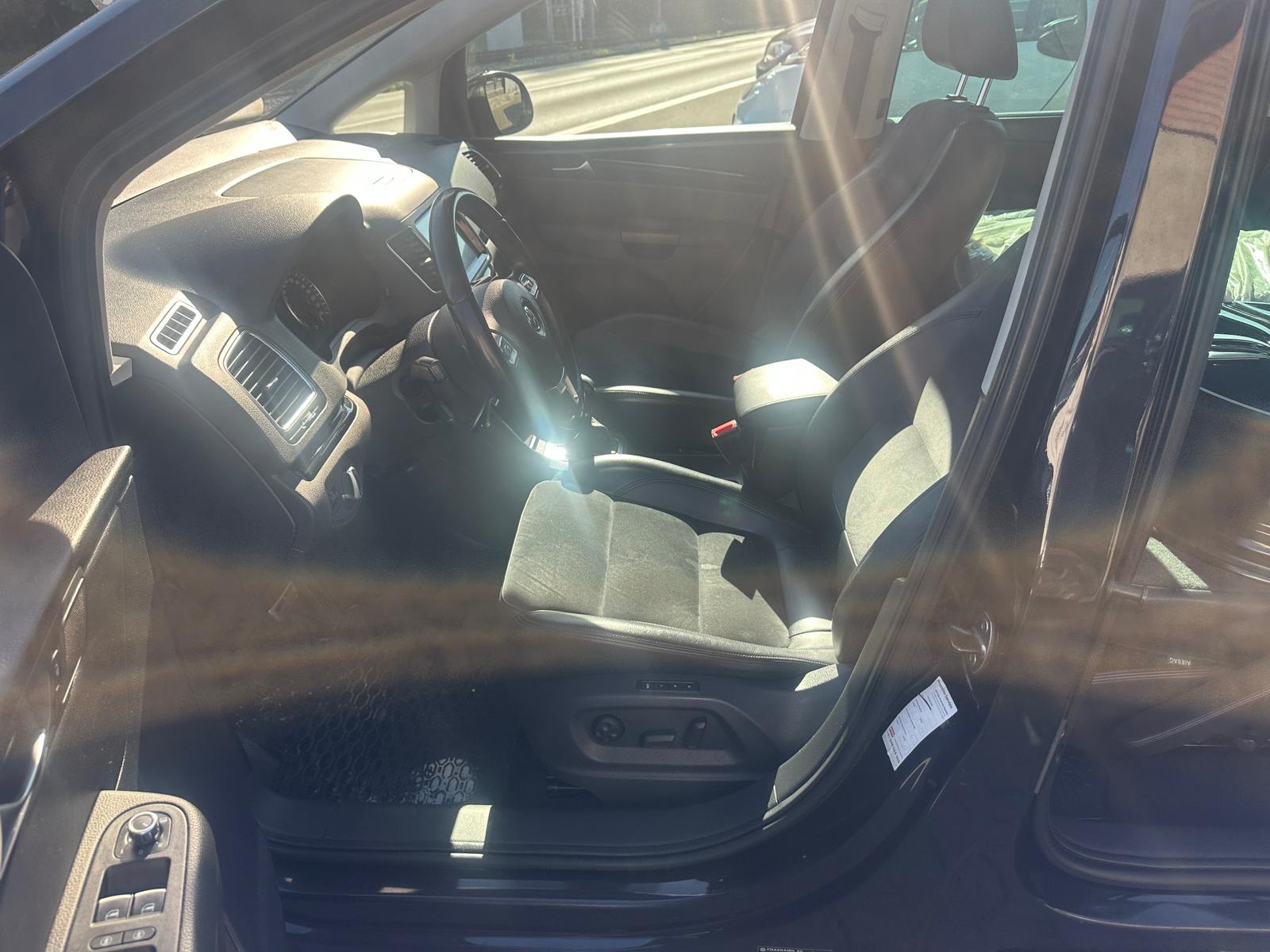 VW Sharan 2.0 TDI BlueMotion Technology Highline DSG-image-12