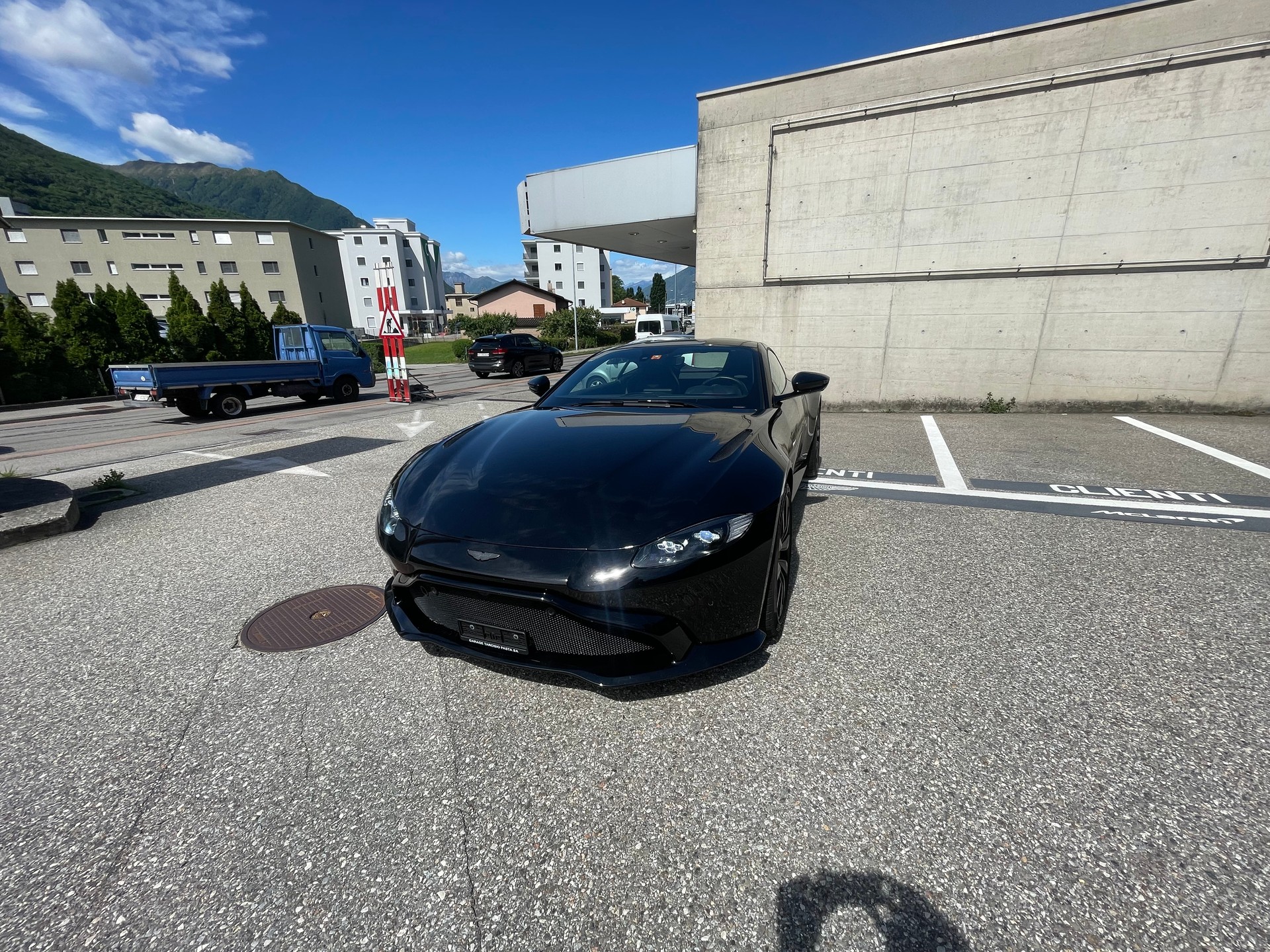 ASTON MARTIN V8 Vantage 4.0 Coupé