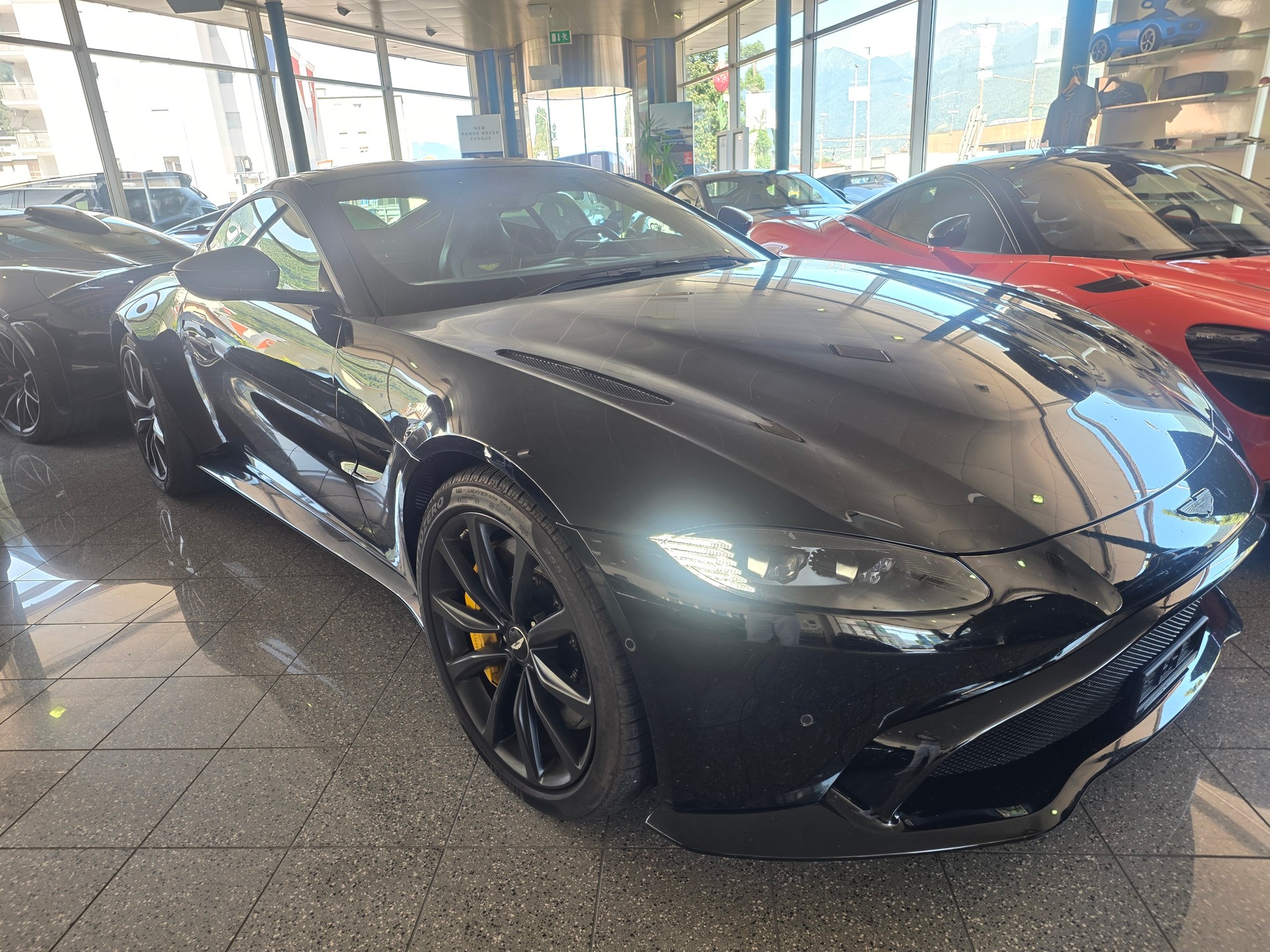ASTON MARTIN V8 Vantage 4.0 Coupé