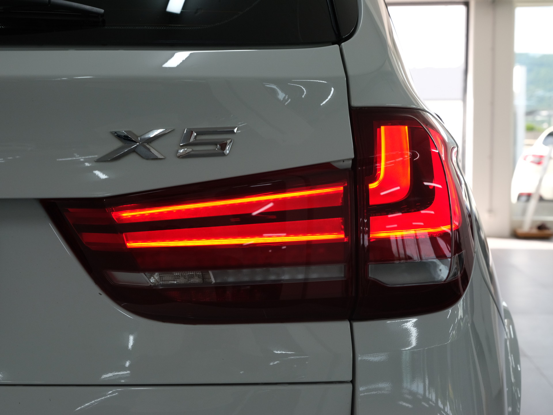 BMW X5 xDrive 40d Steptronic *Head Up Display* *Sitzheizung* *Facelift*-image-23