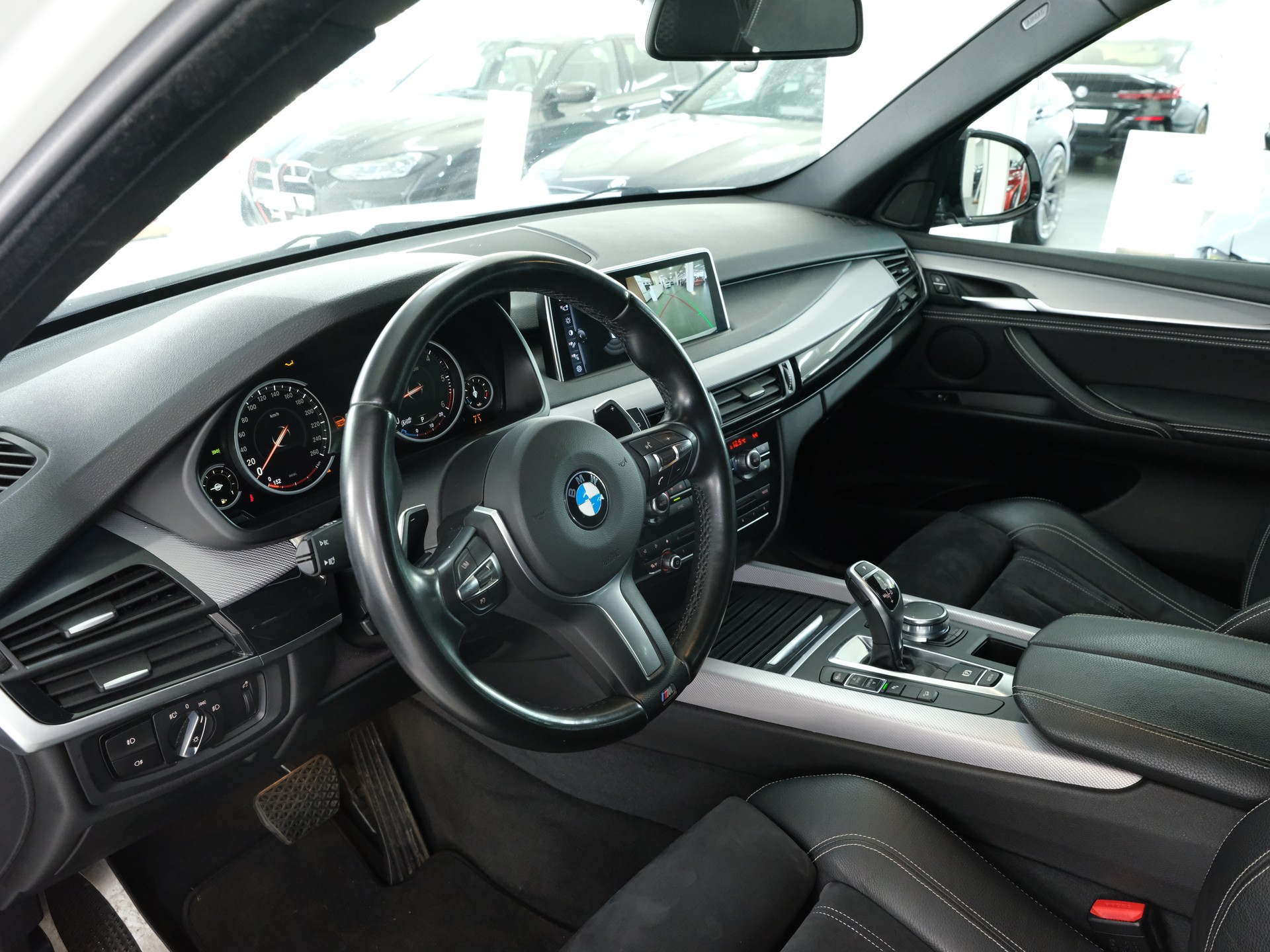 BMW X5 xDrive 40d Steptronic *Head Up Display* *Sitzheizung* *Facelift*-image-14