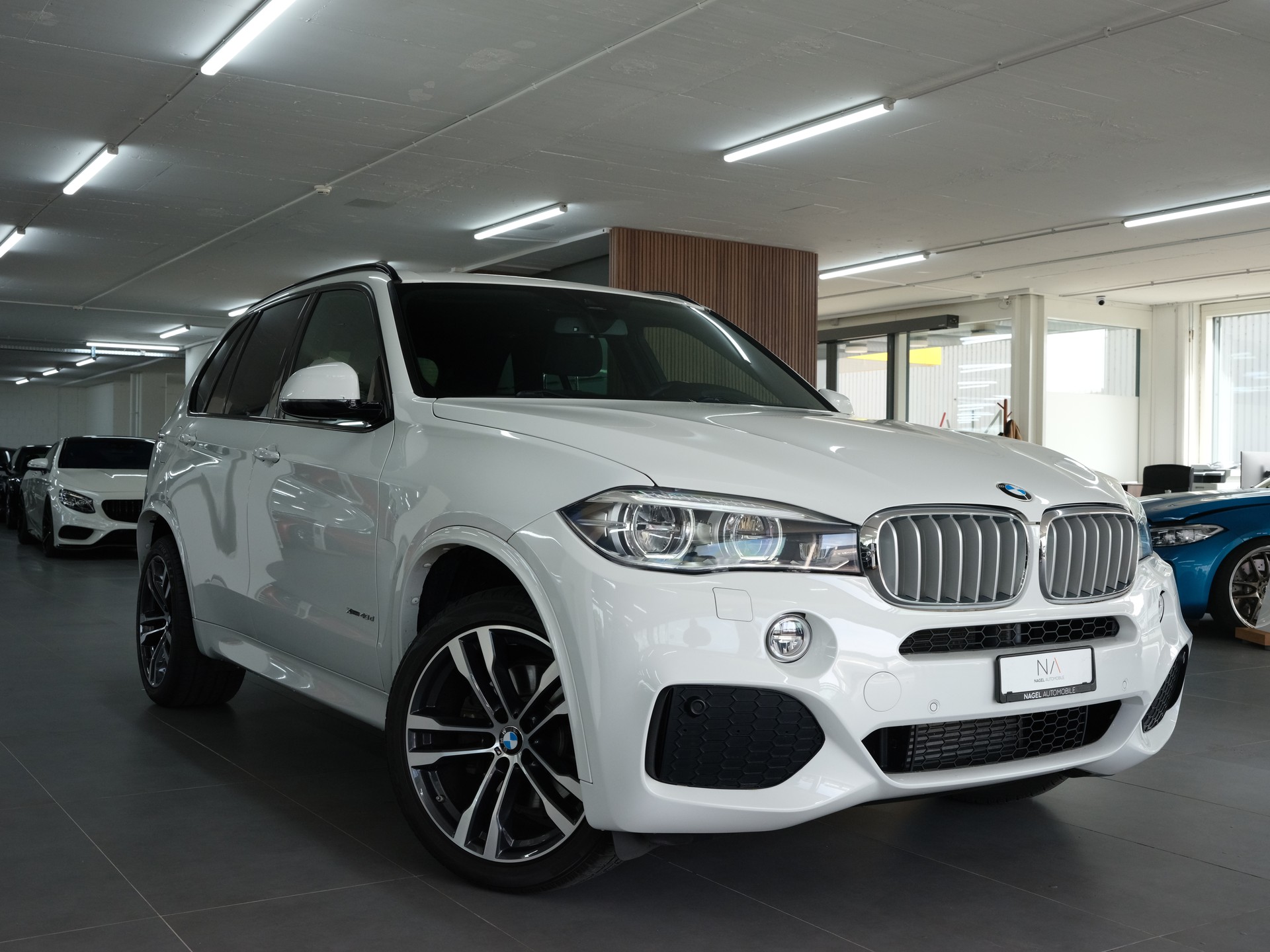 BMW X5 xDrive 40d Steptronic *Head Up Display* *Sitzheizung* *Facelift*-showroom-element-1