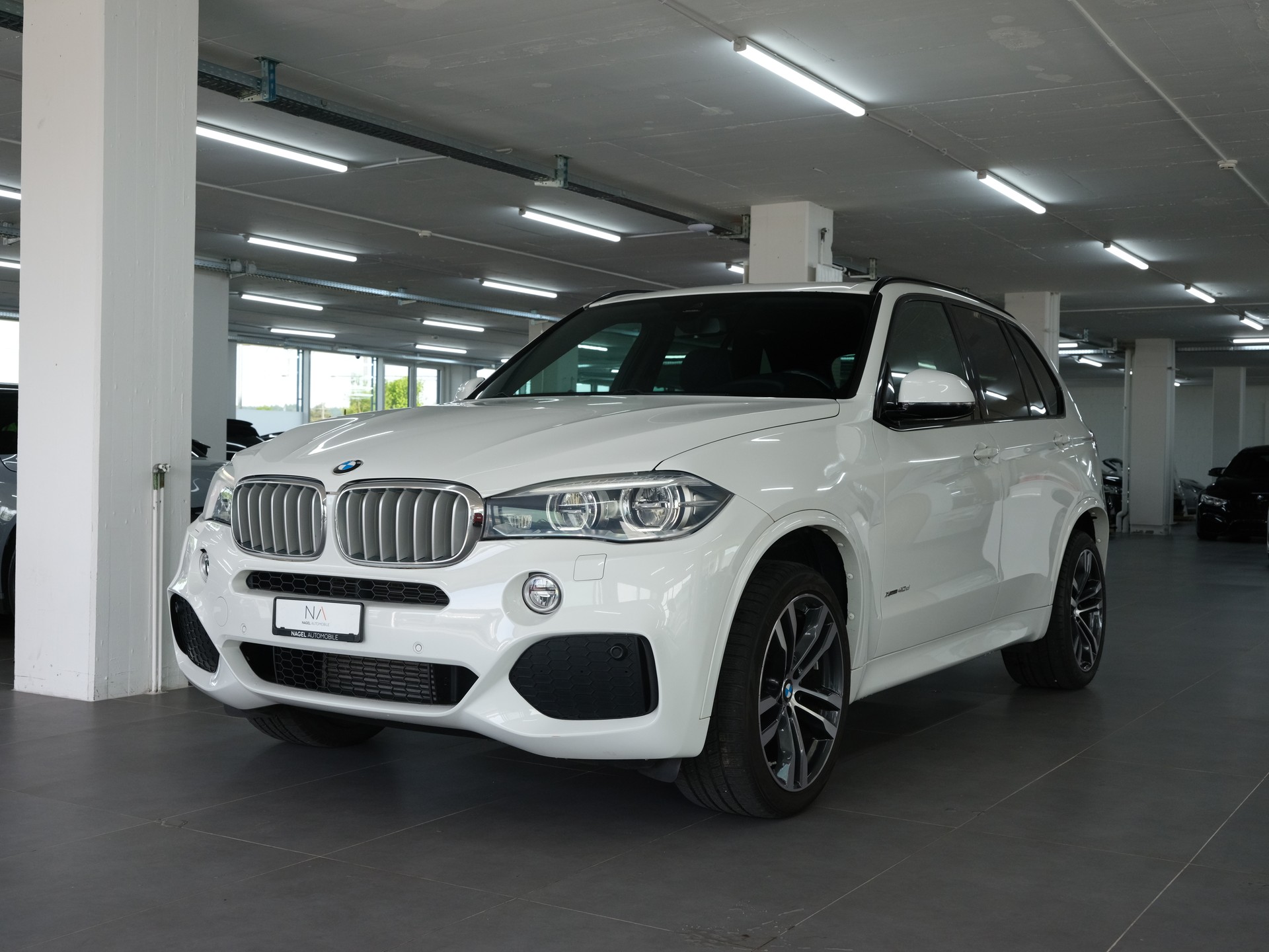 BMW X5 xDrive 40d Steptronic *Head Up Display* *Sitzheizung* *Facelift*-image-8
