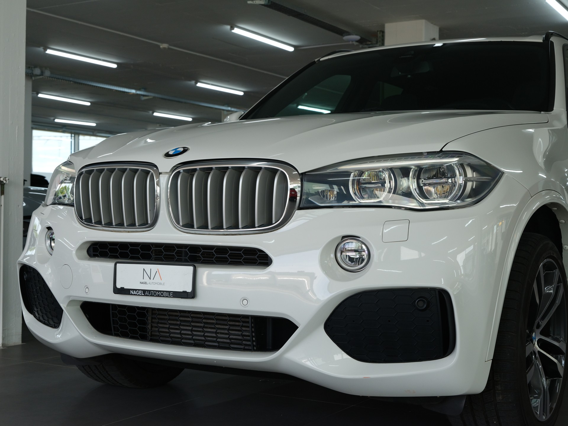 BMW X5 xDrive 40d Steptronic *Head Up Display* *Sitzheizung* *Facelift*-image-11