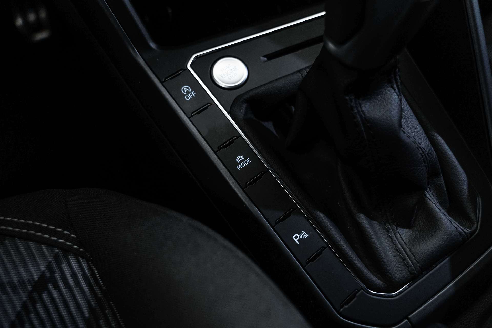 VW Taigo 1.0 TSi R-Line DSG-Automat-image-25