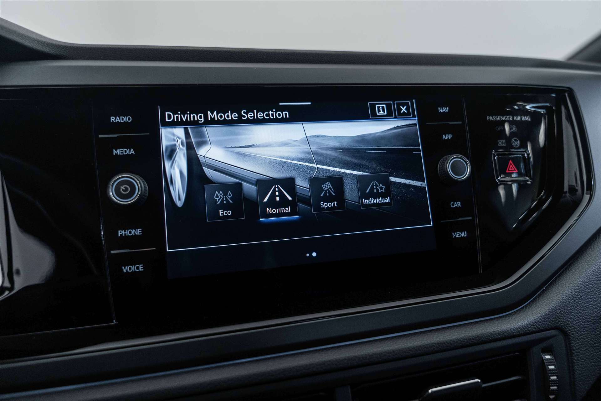 VW Taigo 1.0 TSi R-Line DSG-Automat-image-20