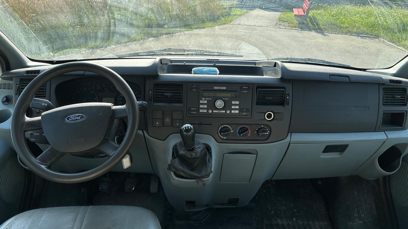 FORD Transit 2.2 TDCi 280 S-image-9