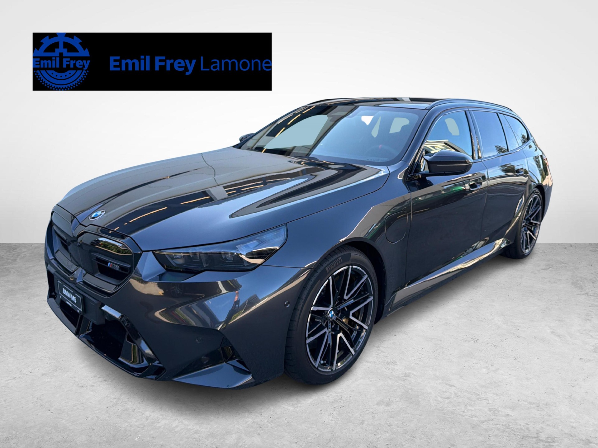 BMW M5 xDrive Touring