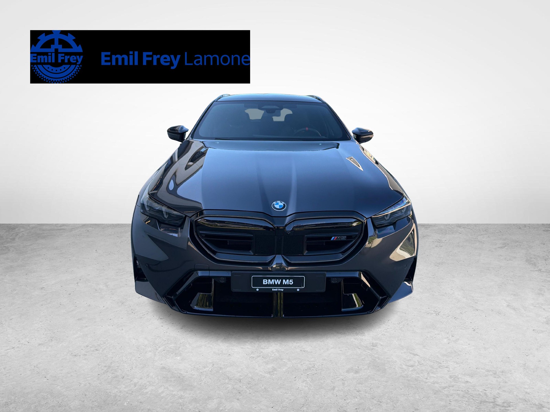 BMW M5 xDrive Touring-image-7