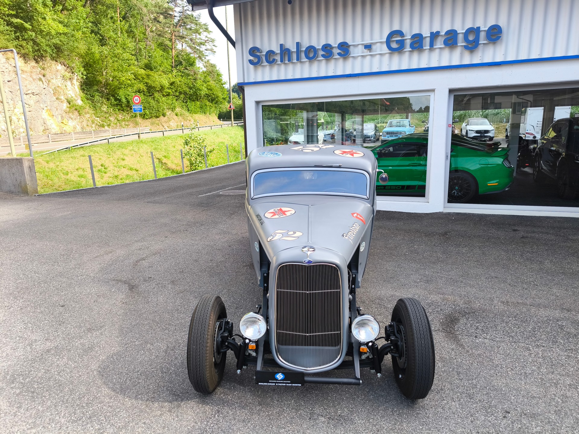 FORD Roadster Hot Rod 5.7L V8-showroom-element-3