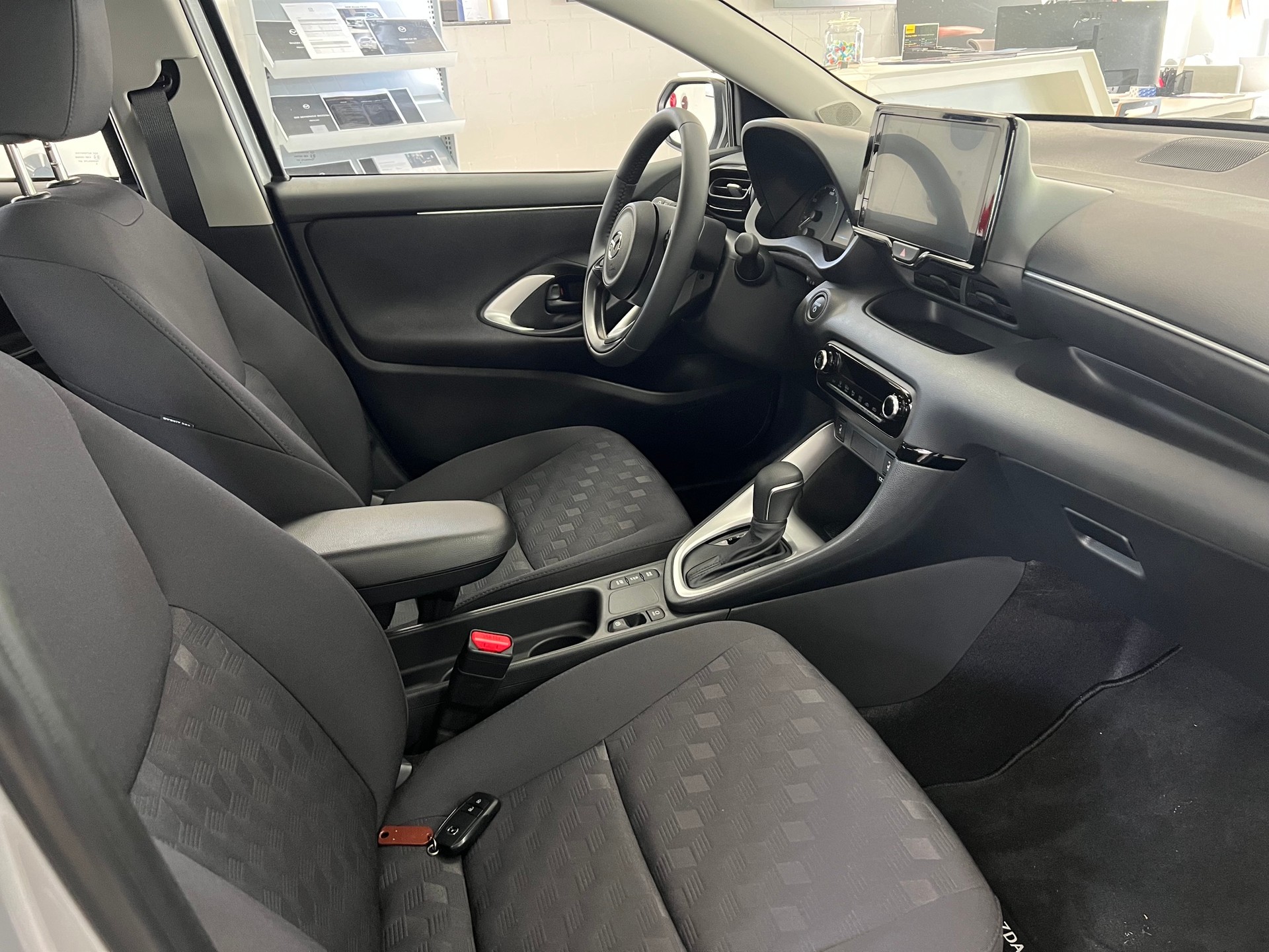 MAZDA 2 Hybrid Exclusive-Line-image-13