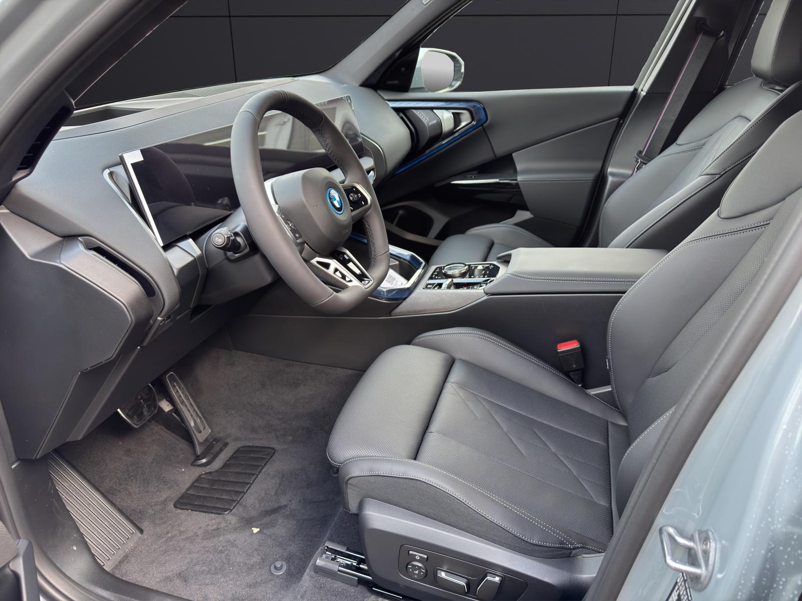 BMW X3 30e xDrive-image-5