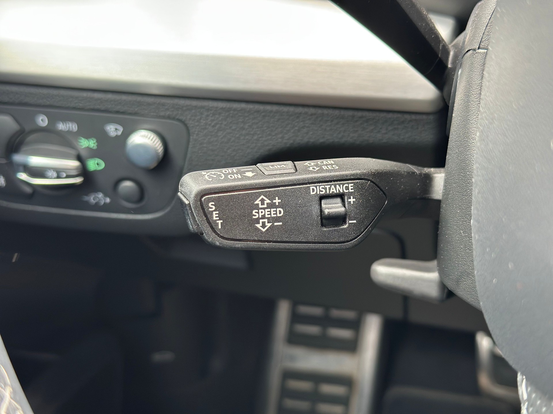 AUDI Q5 40 TDI quattro S-tronic-image-10