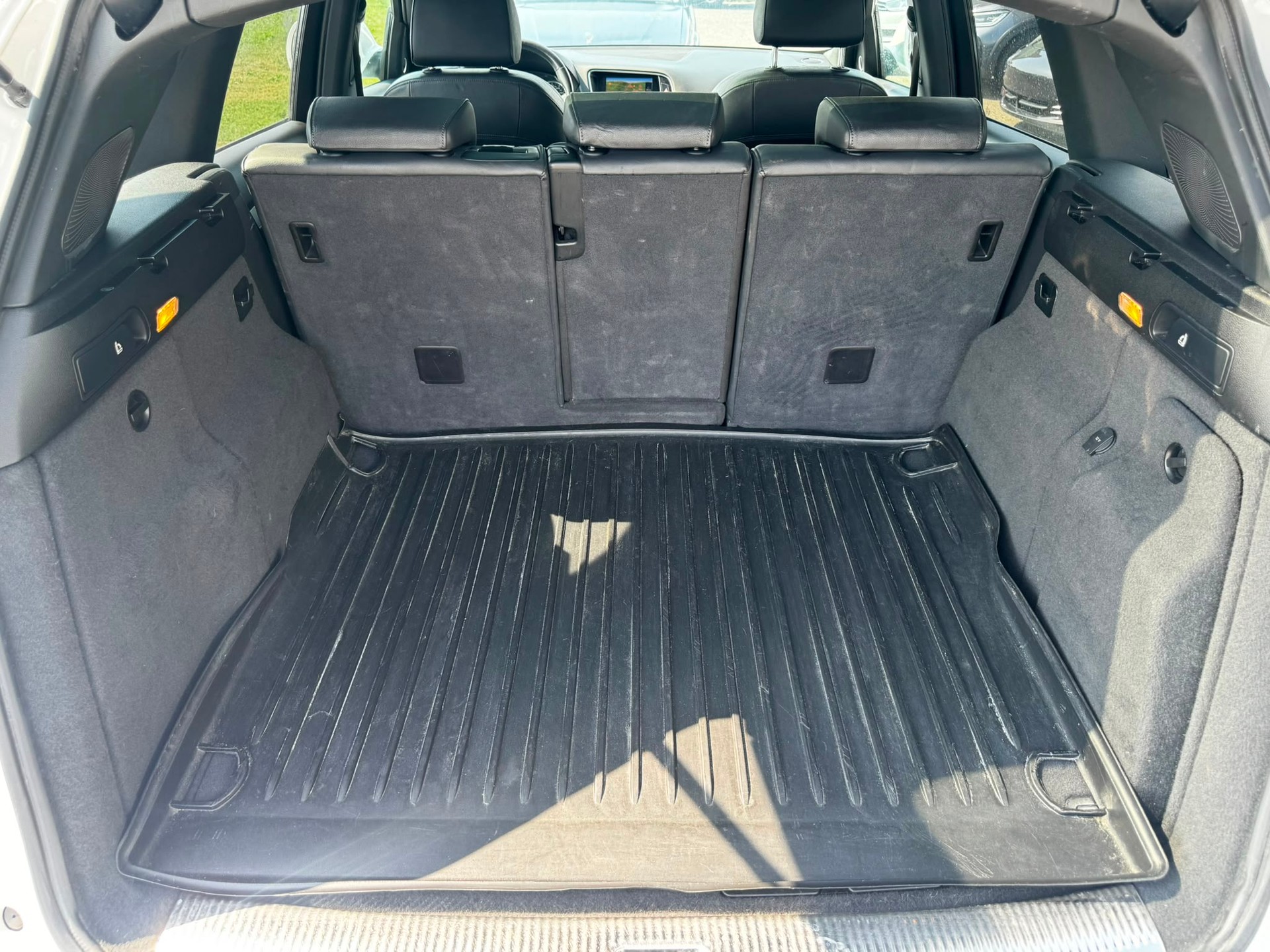 AUDI Q5 2.0 TFSI hybrid quattro tiptronic-image-10
