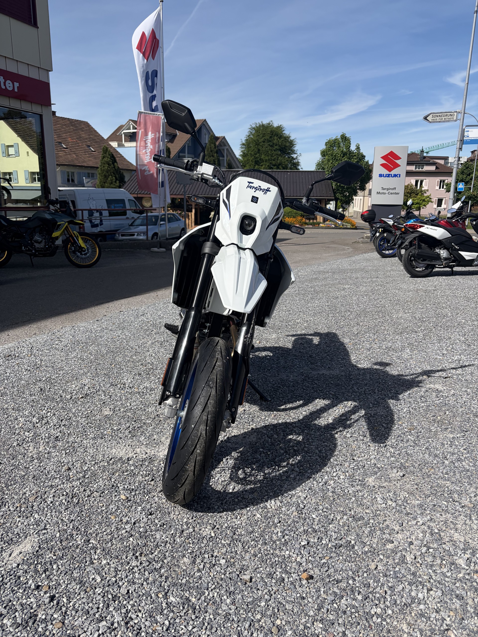 SUZUKI DR-Z4SM-image-1