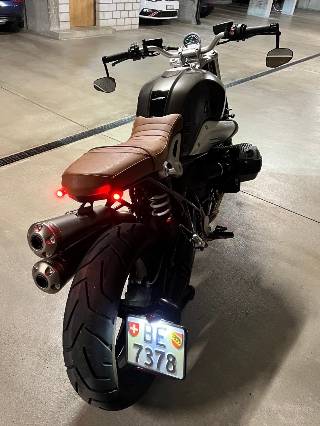 BMW R nineT Scrambler-image-2