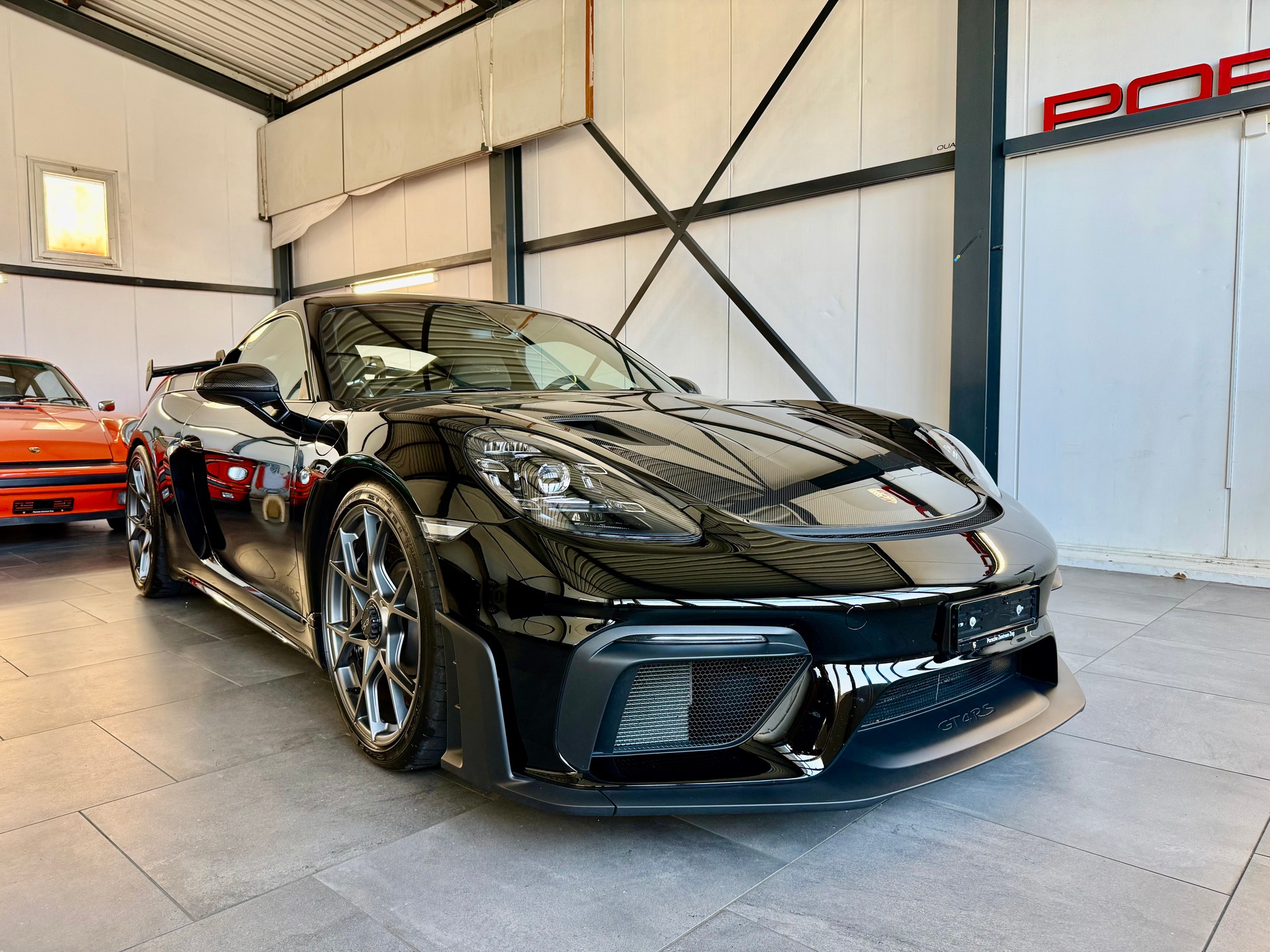 PORSCHE 718 Cayman GT4 RS 500PS PDK Weissach-image-1