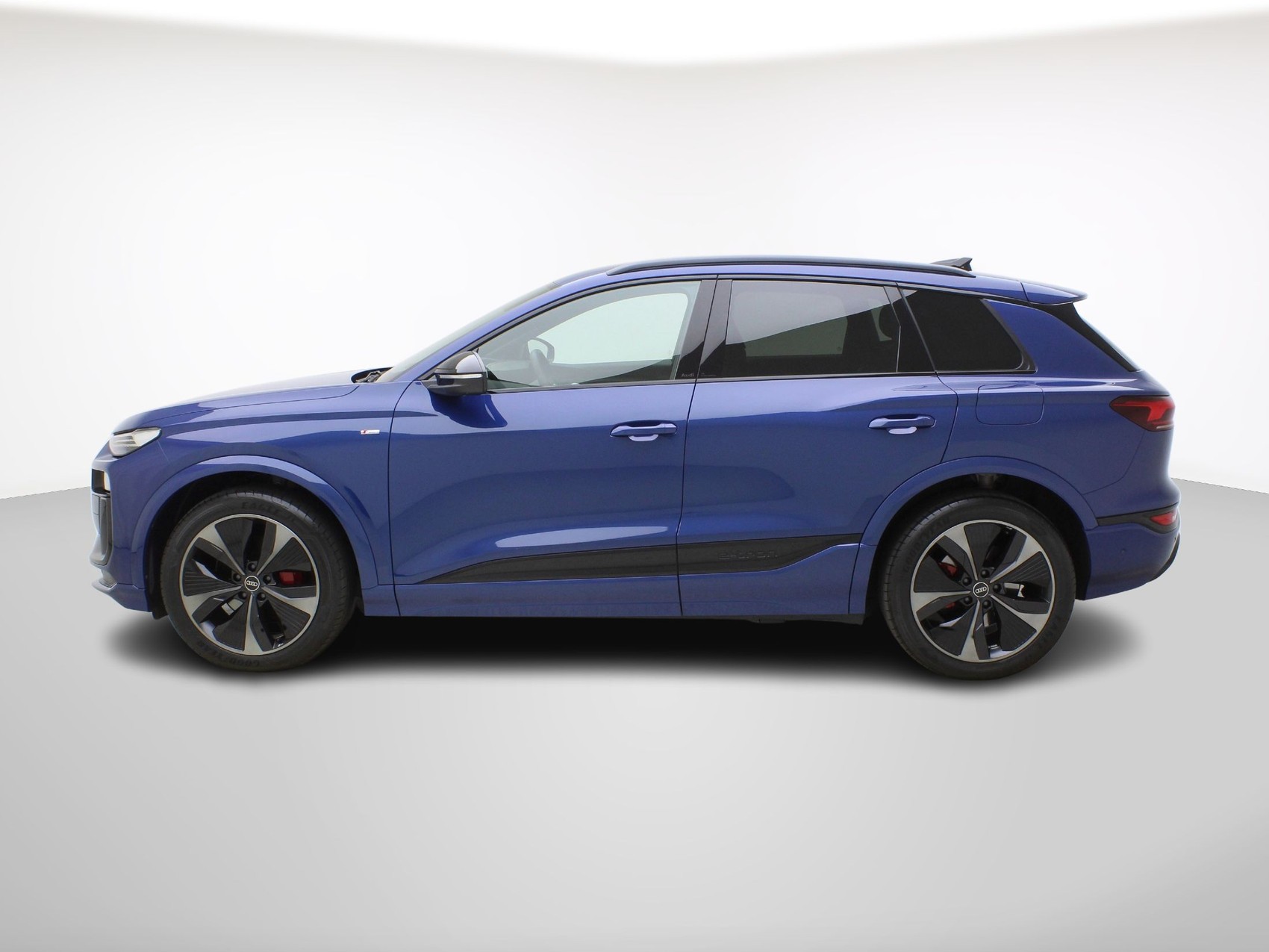 AUDI Q6 e-tron S line quattro **Audi Werksgarantie bis 01/2031**-showroom-element-2