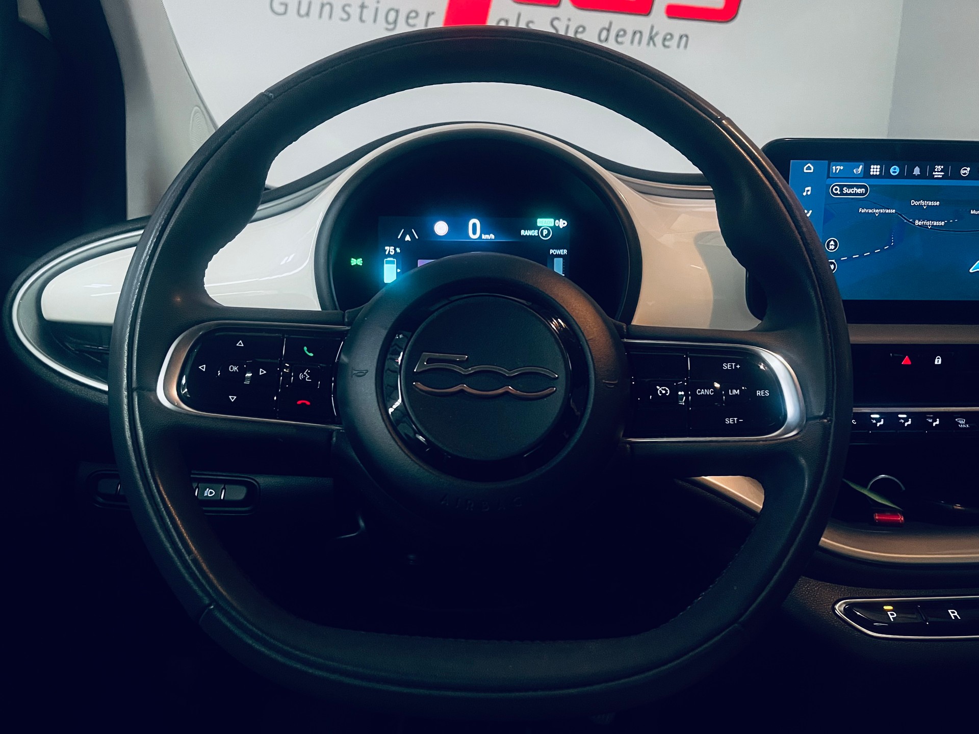 FIAT 500 electric 87 kW Icon-image-25
