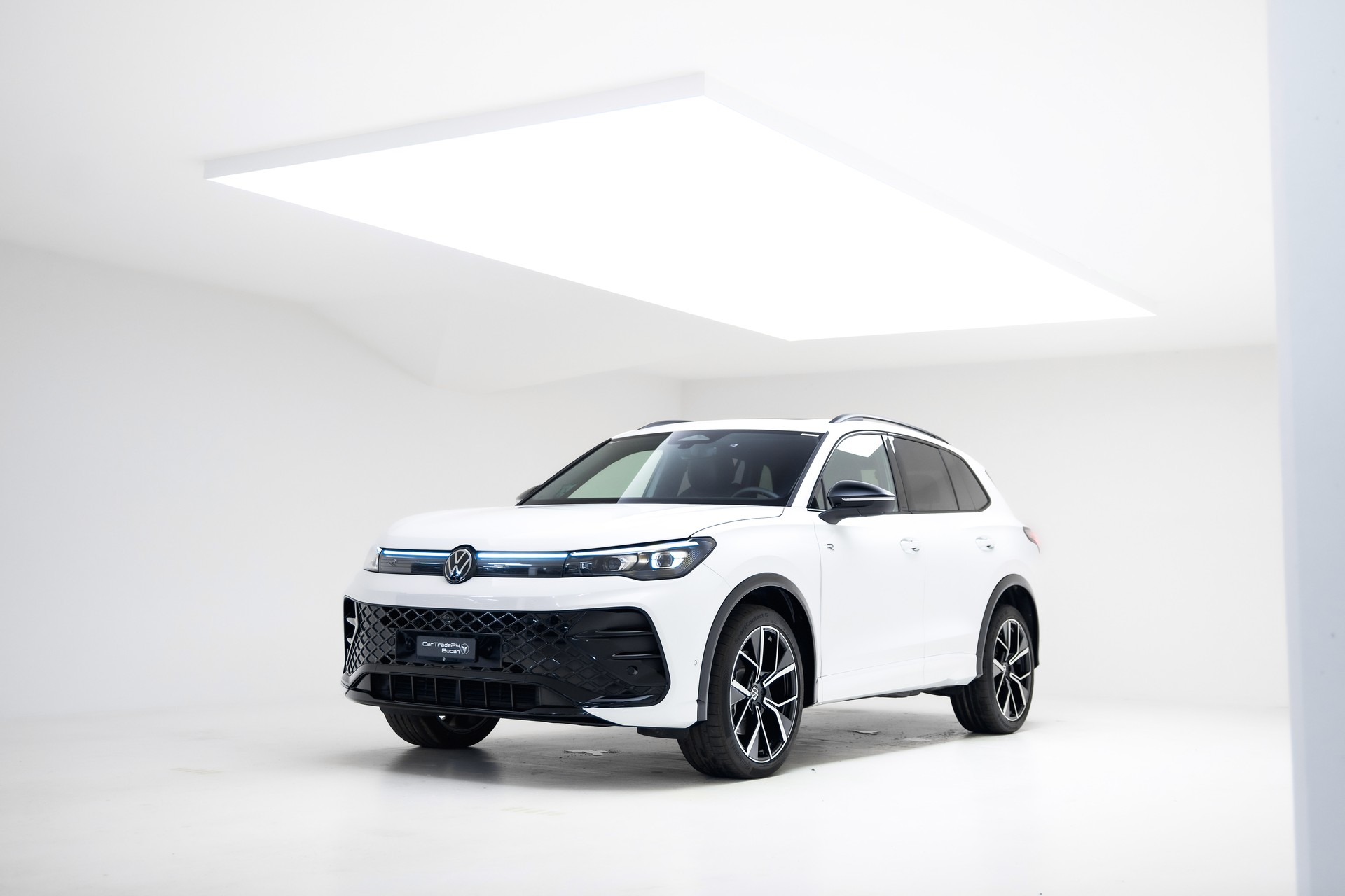 VW Tiguan 2.0 TSI DSG R-Line 4Motion