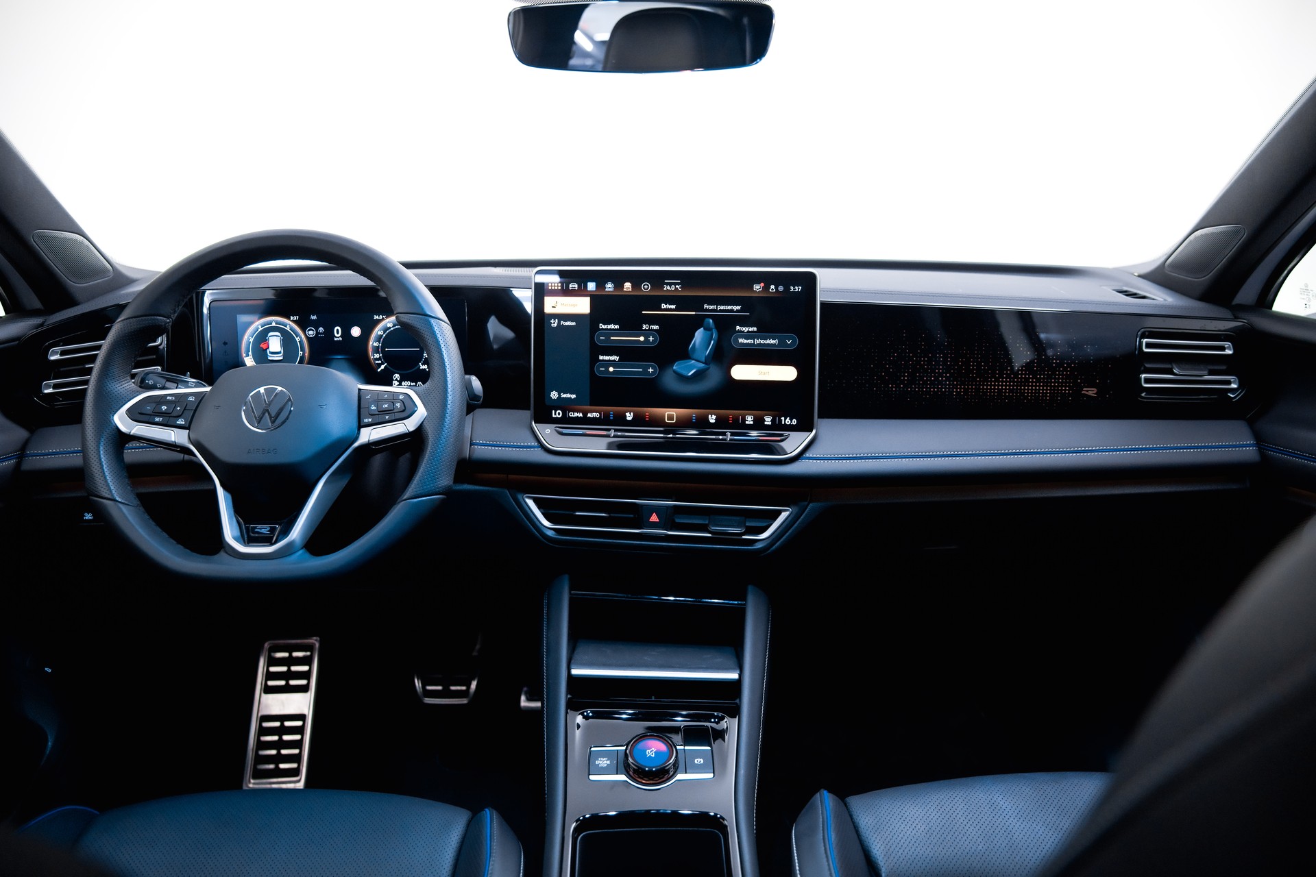 VW Tiguan 2.0 TSI DSG R-Line 4Motion-showroom-element-2