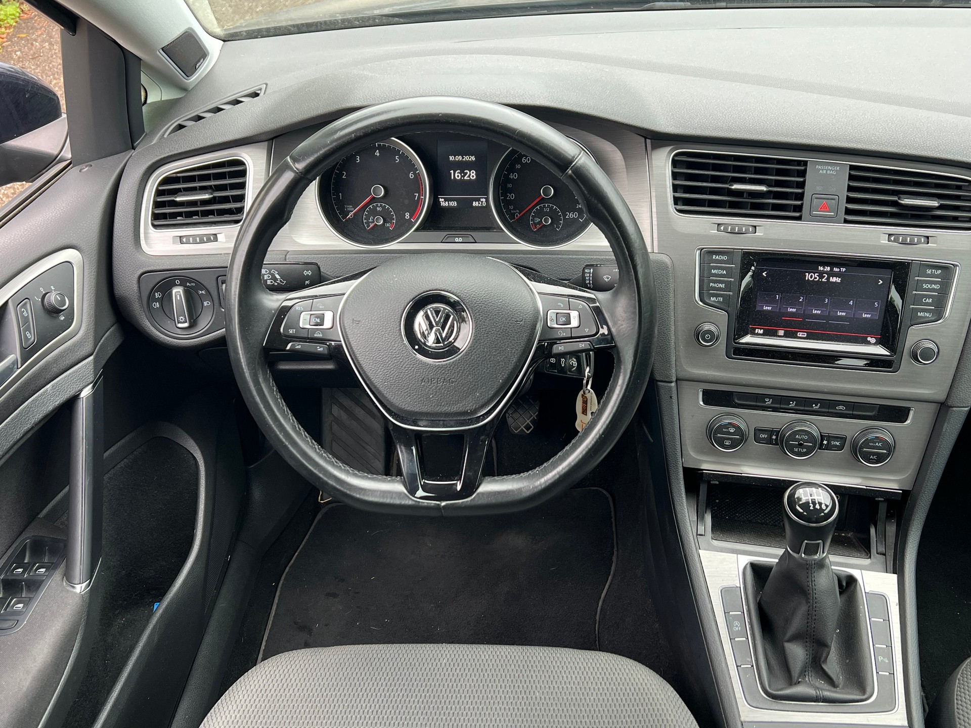 VW Golf Variant 1.4 TSI Comfortline-image-12
