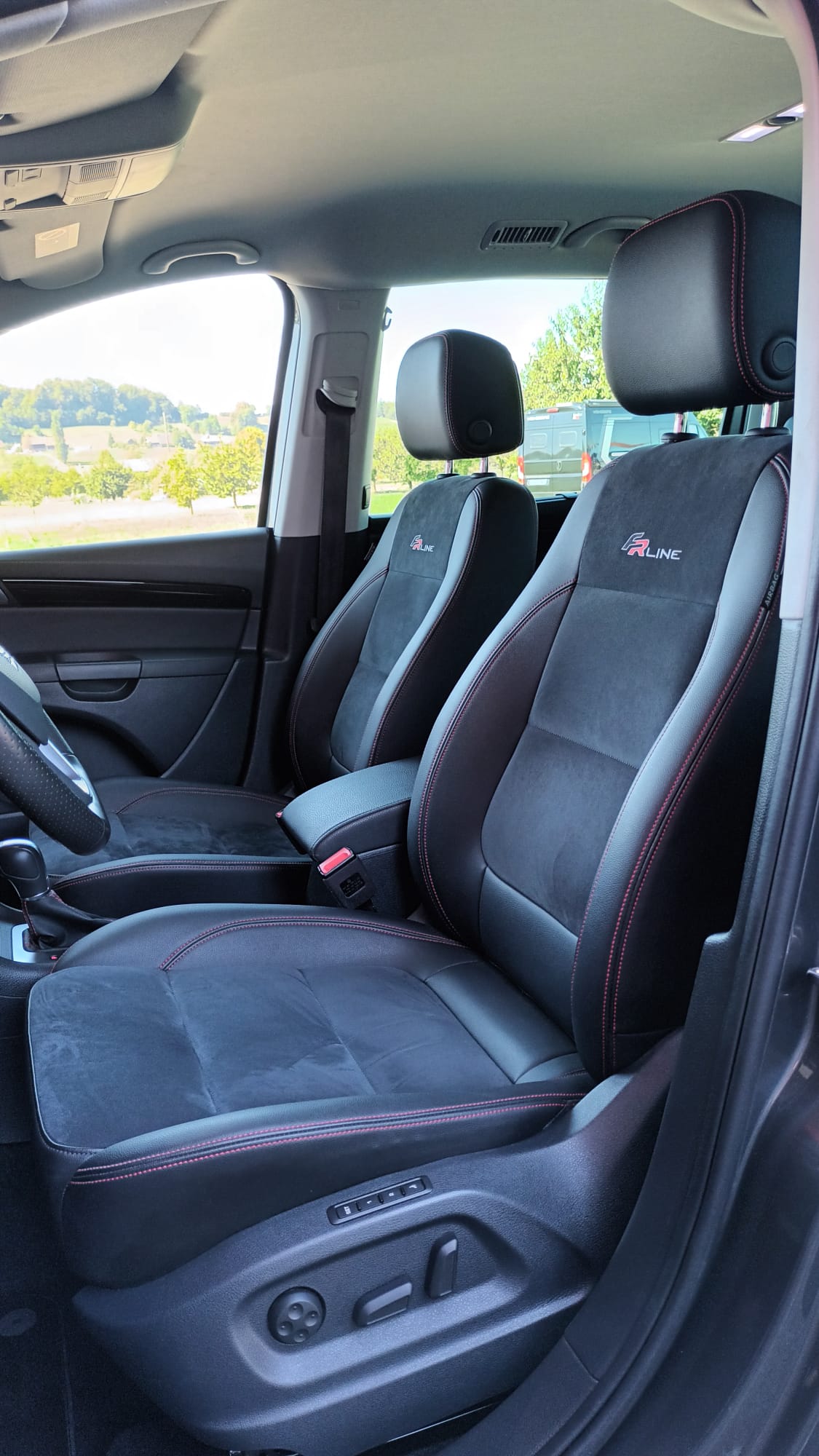 SEAT Alhambra 1.4 TSI DSG Hola FR-image-12