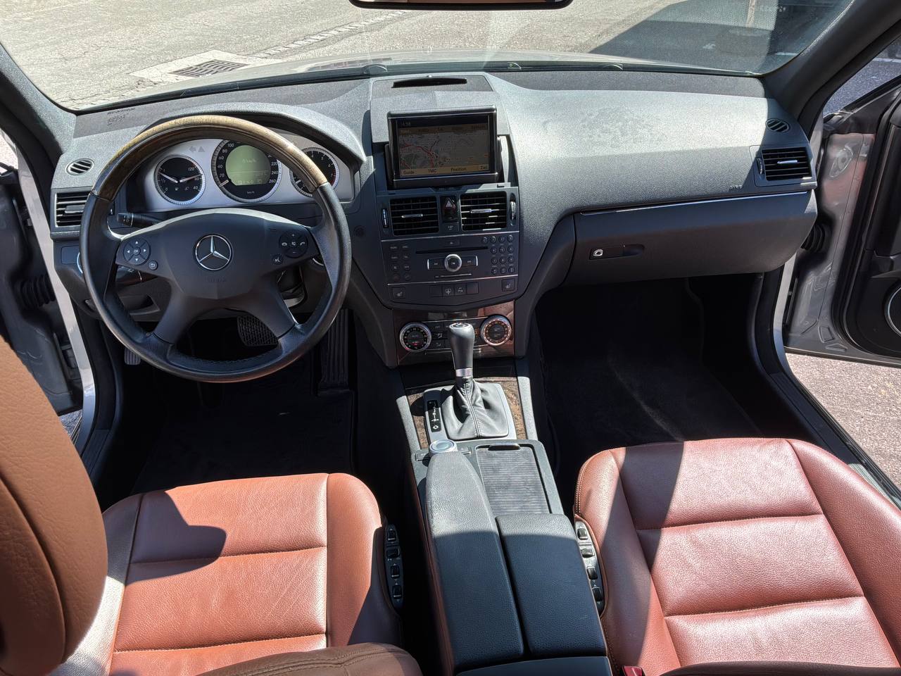 MERCEDES-BENZ C 350 Avantgarde 4Matic 7G-Tronic-image-4