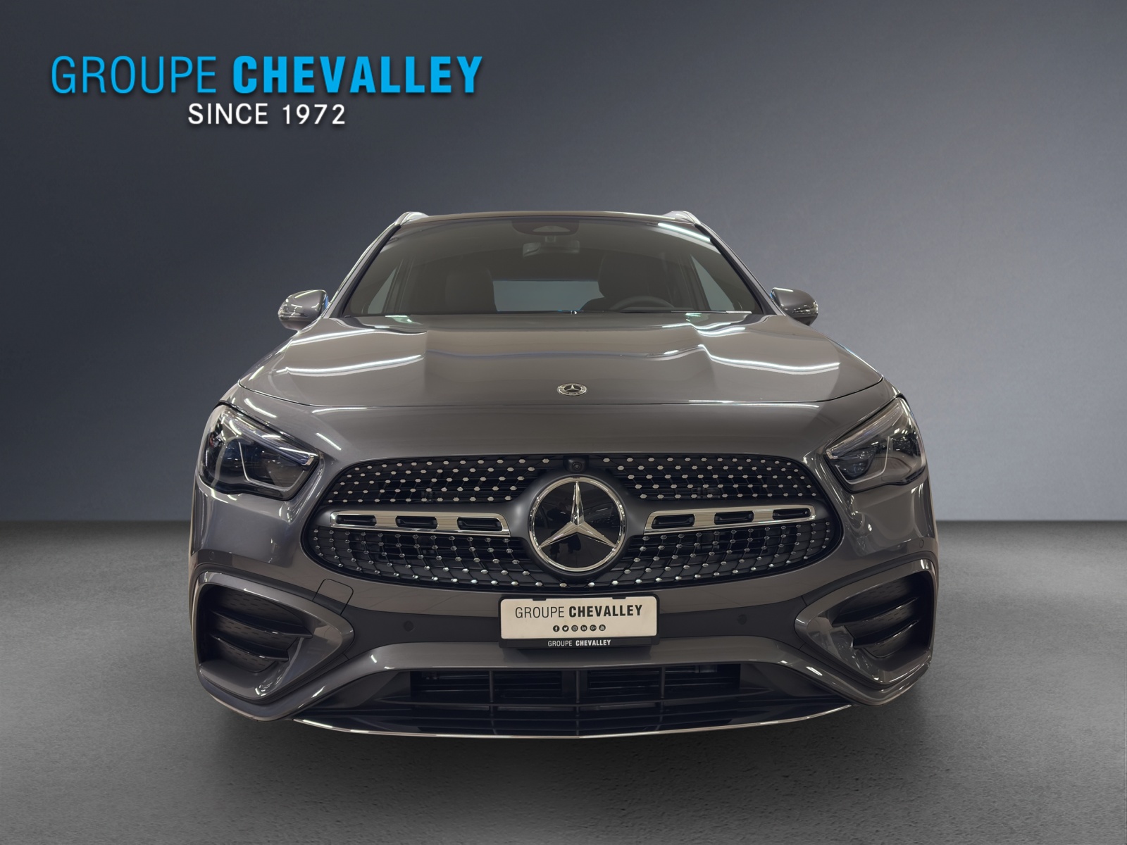 MERCEDES-BENZ GLA 220 4M-showroom-element-3