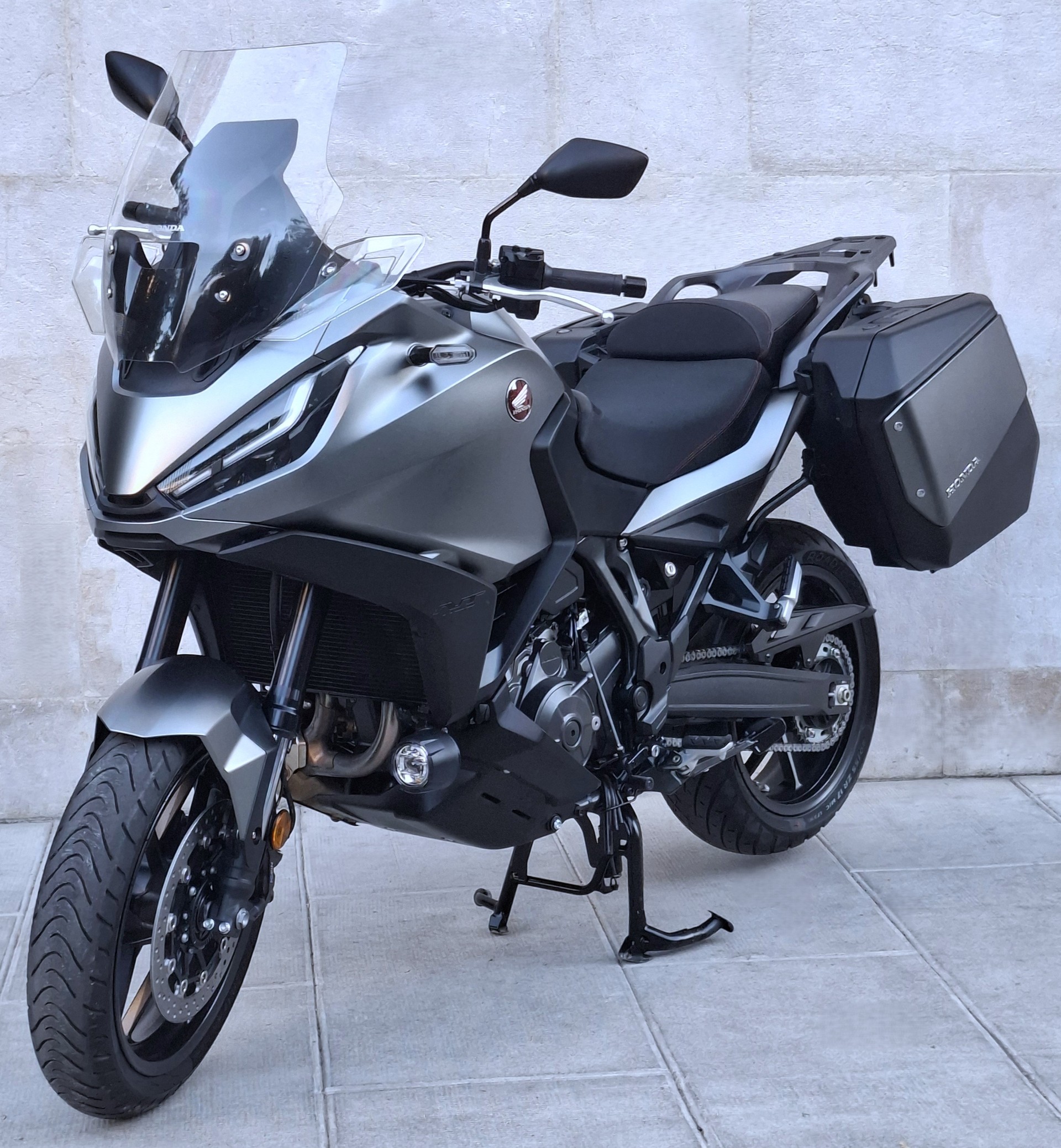 HONDA NT 1100-showroom-element-3