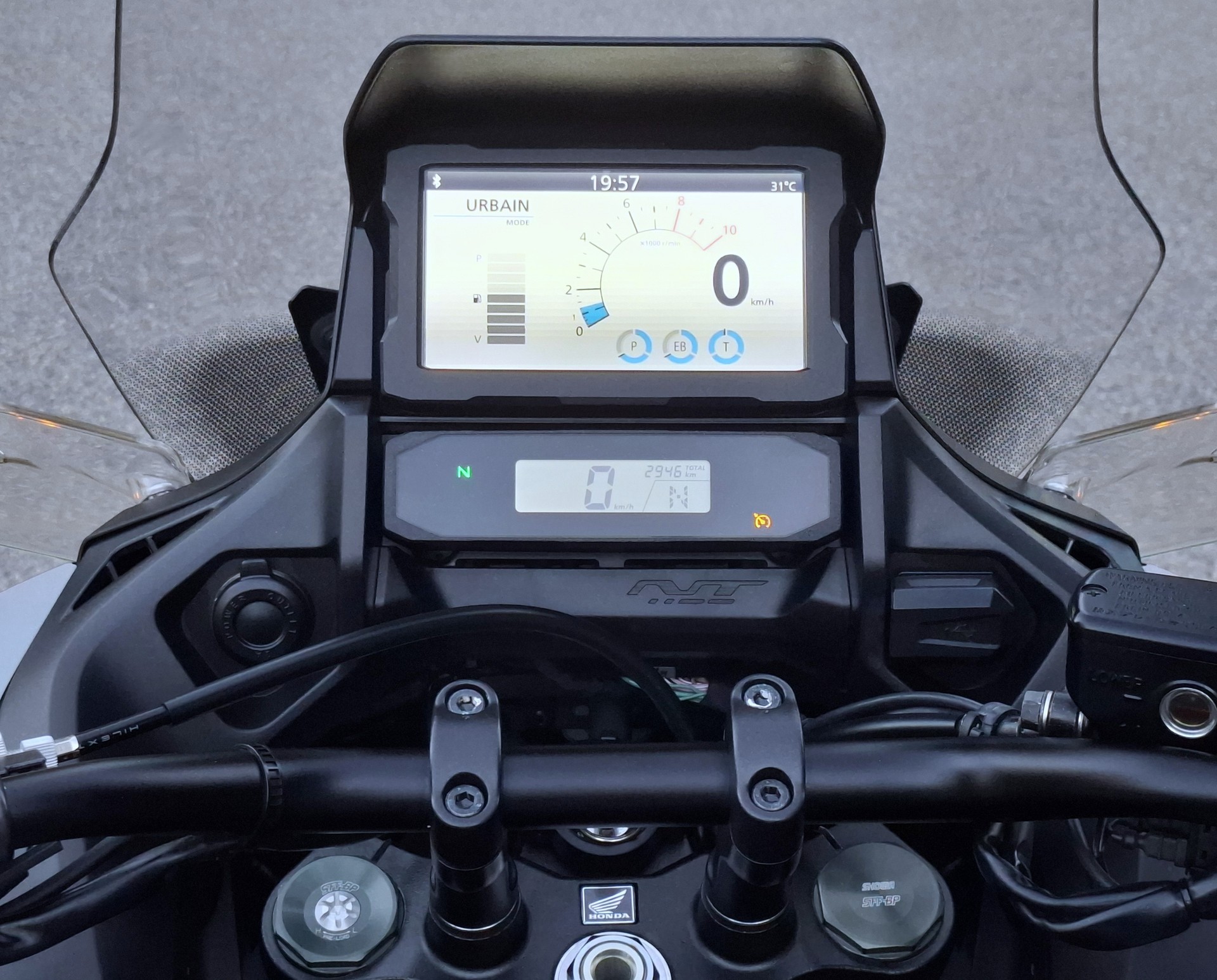 HONDA NT 1100-image-9