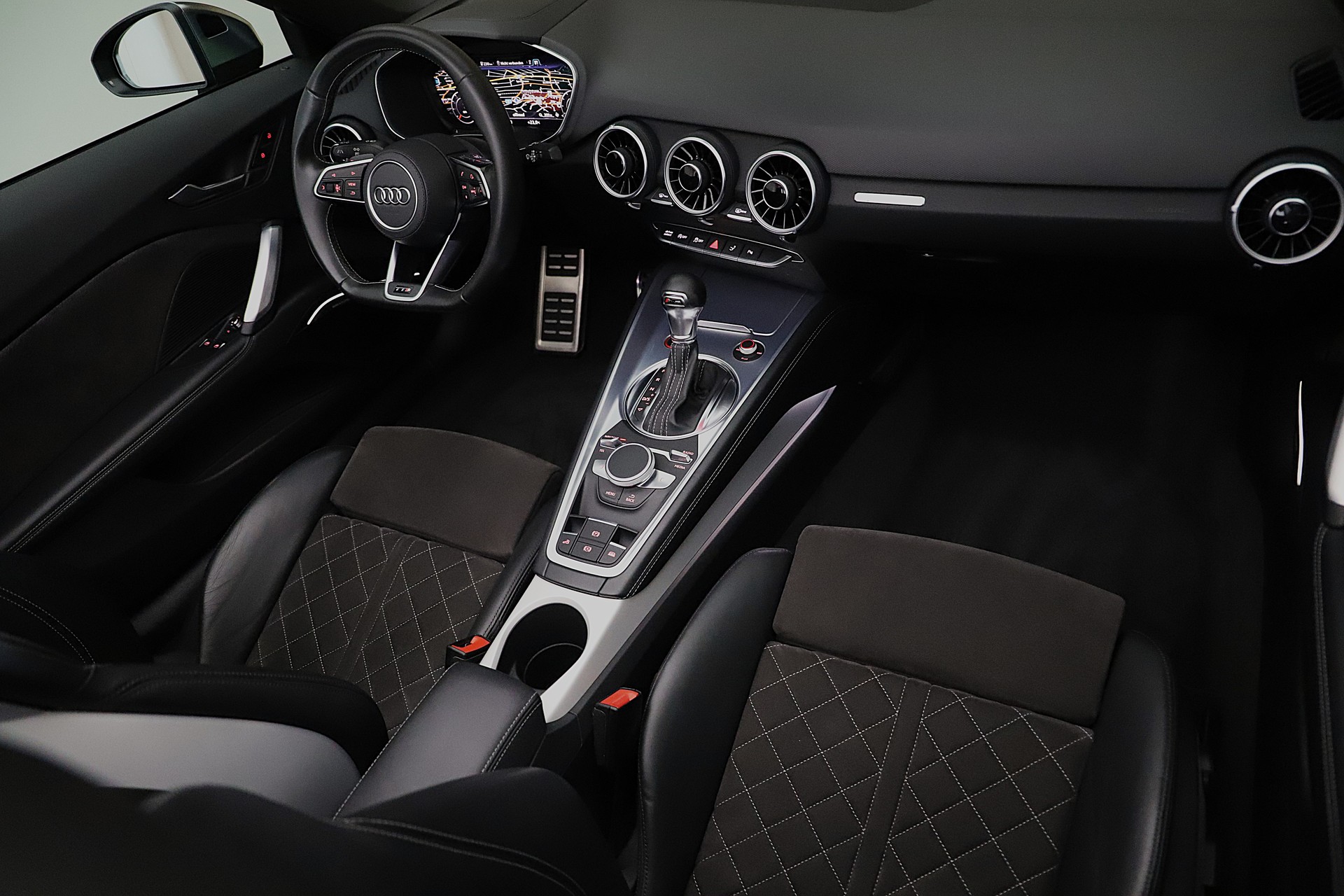 AUDI TTS Roadster 2.0 TFSI quattro S-tronic-image-8
