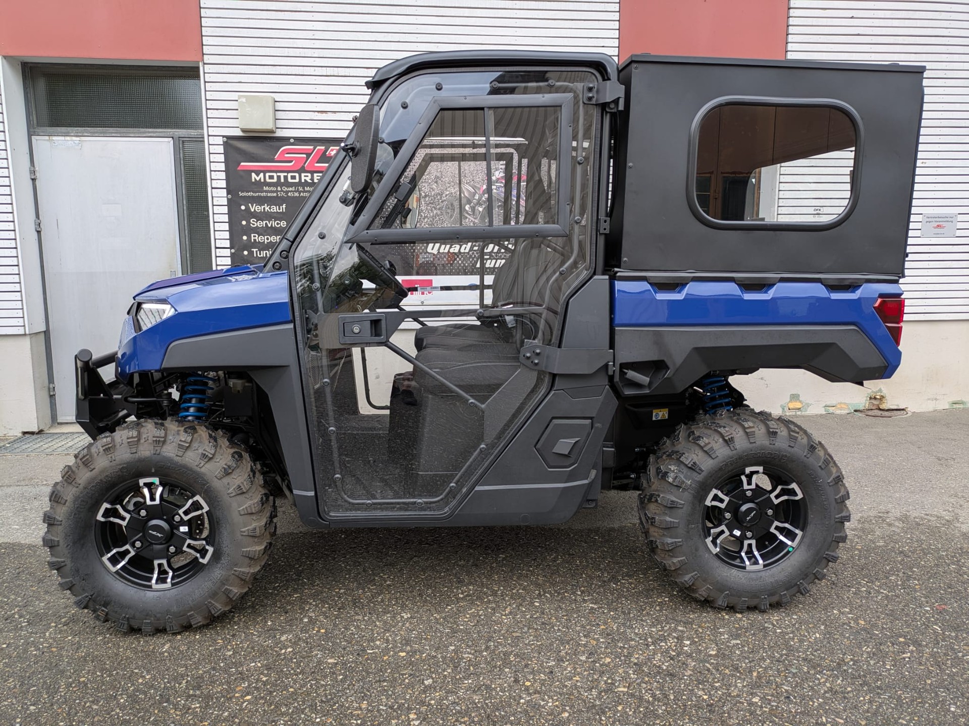POLARIS EV Kinetic-image-14