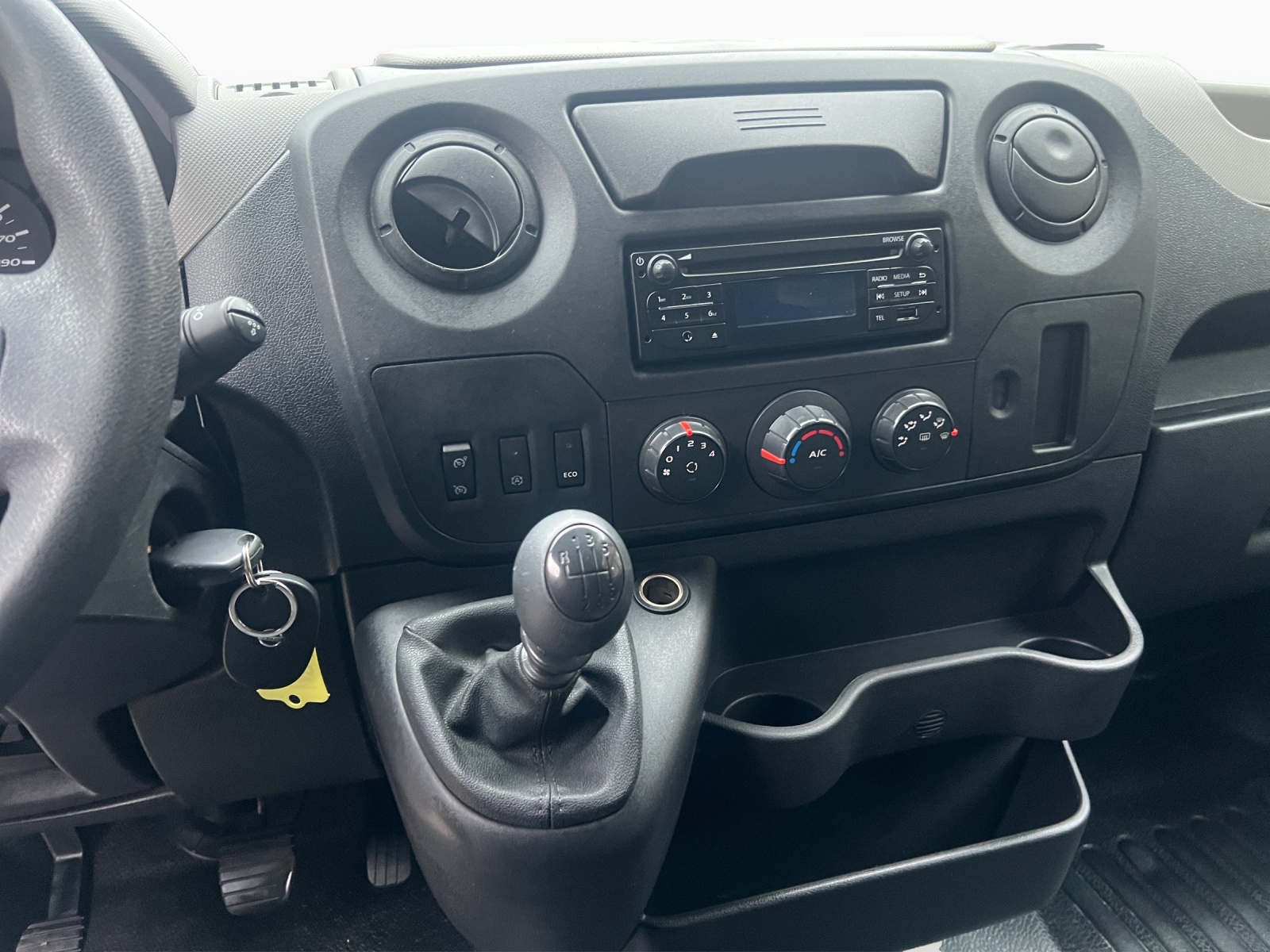 NISSAN NV400 F35.17 L2H2 FWD Comfort-image-12