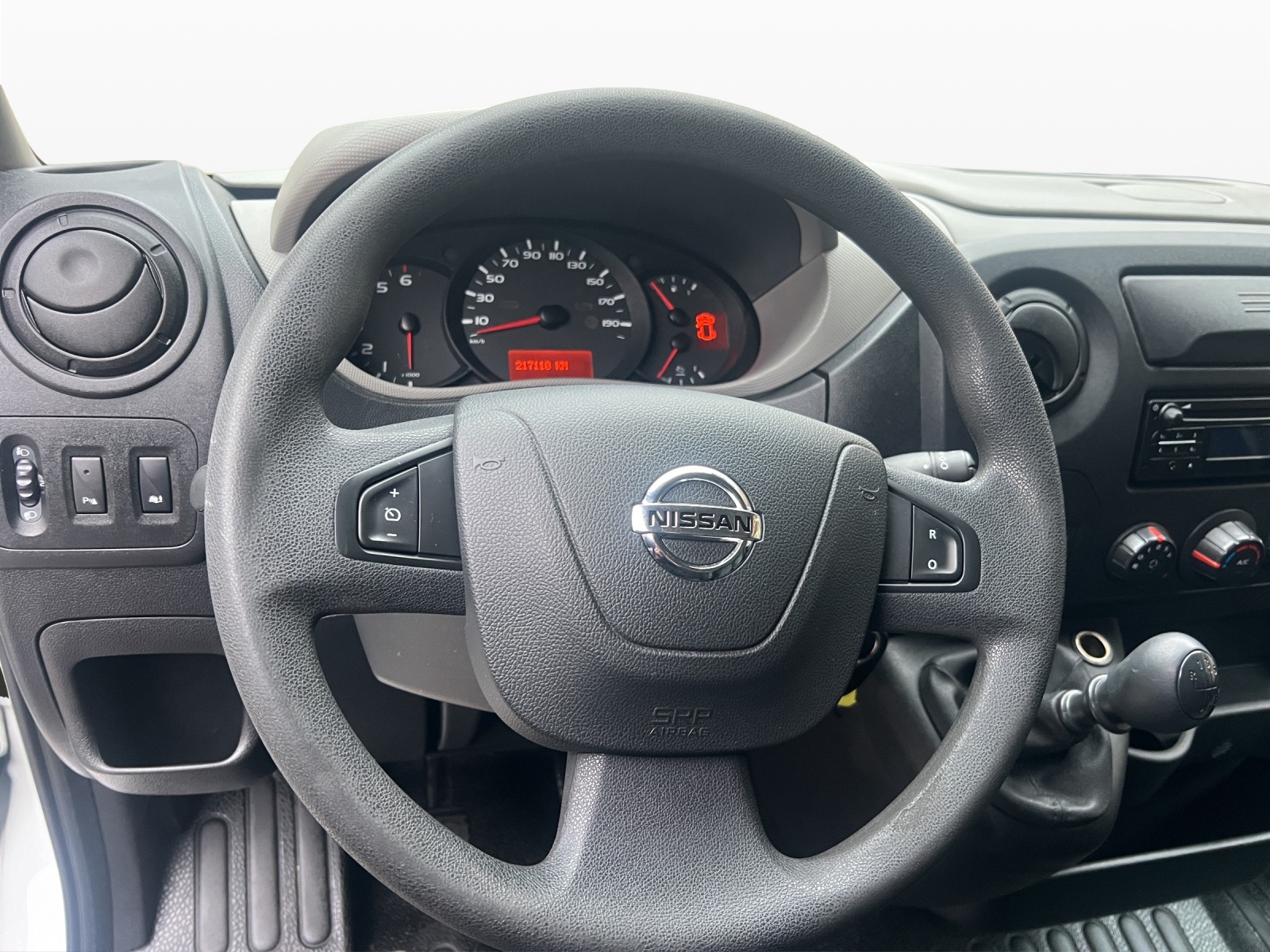 NISSAN NV400 F35.17 L2H2 FWD Comfort-image-10