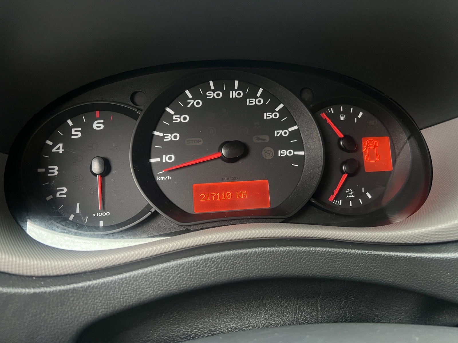 NISSAN NV400 F35.17 L2H2 FWD Comfort-image-13