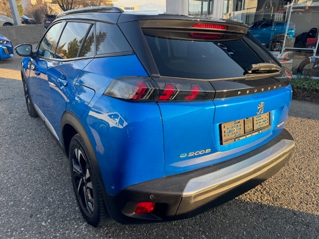 PEUGEOT 2008 e GT Line-image-2
