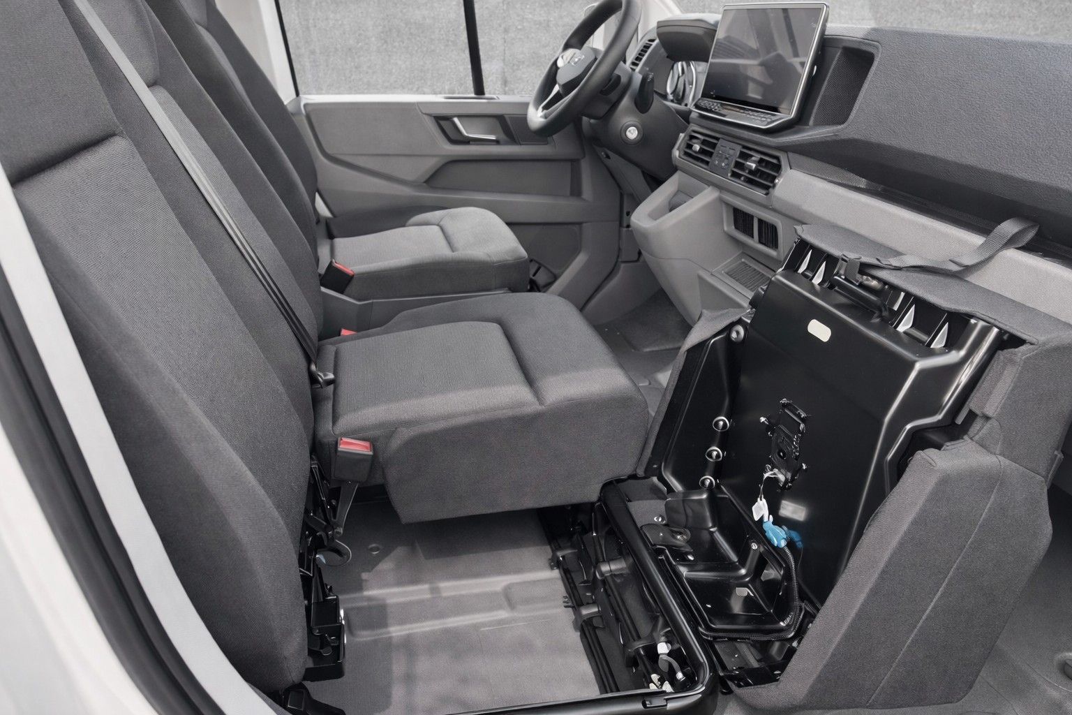 MAN TGE 3.180 Standard 4x4 Automat Hochdach-image-10