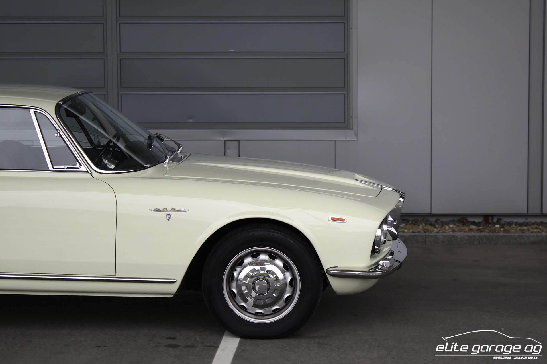 ALFA ROMEO 2600 Sprint VETERANENGEPRÜFT-image-9