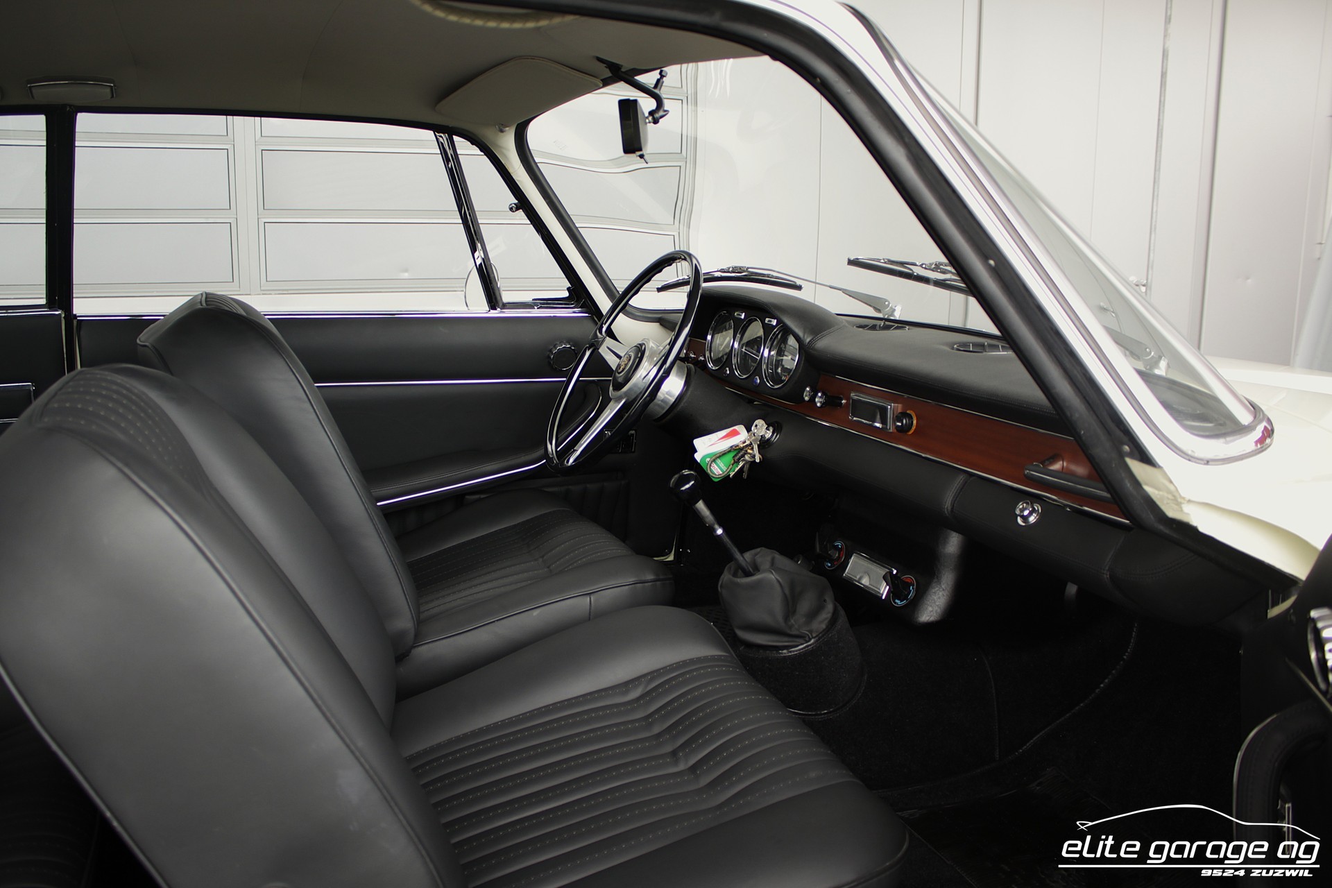 ALFA ROMEO 2600 Sprint VETERANENGEPRÜFT-image-15