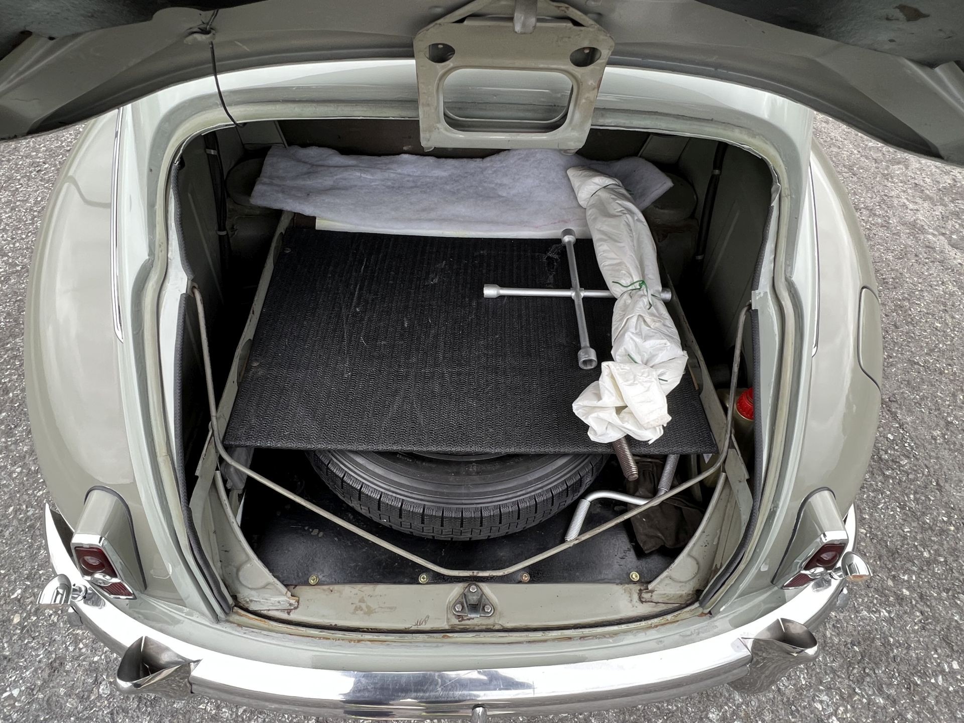 PEUGEOT 203 Berline-image-15