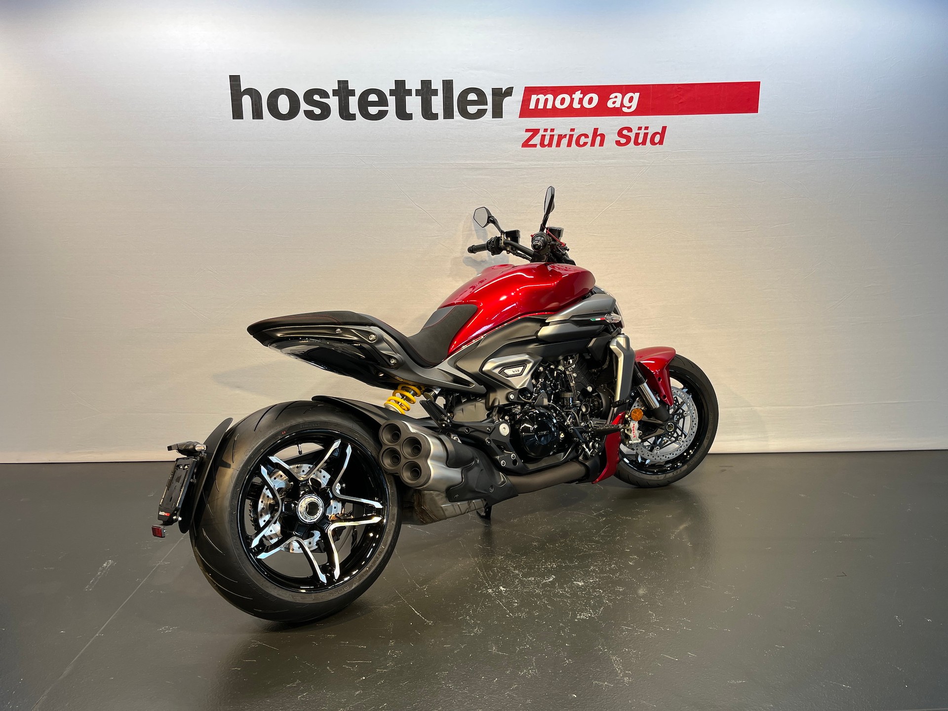 DUCATI X Diavel V4-image-2