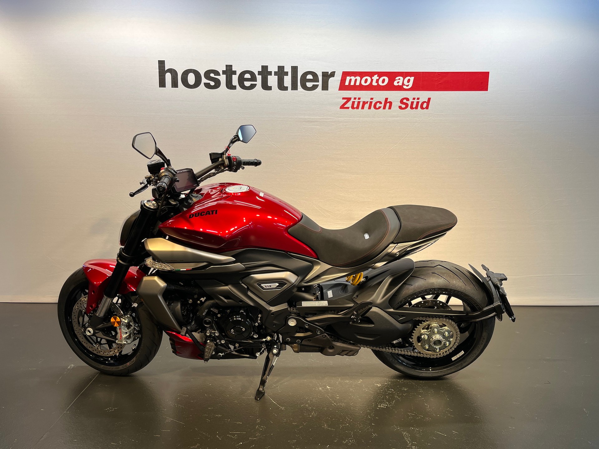 DUCATI X Diavel V4-image-3